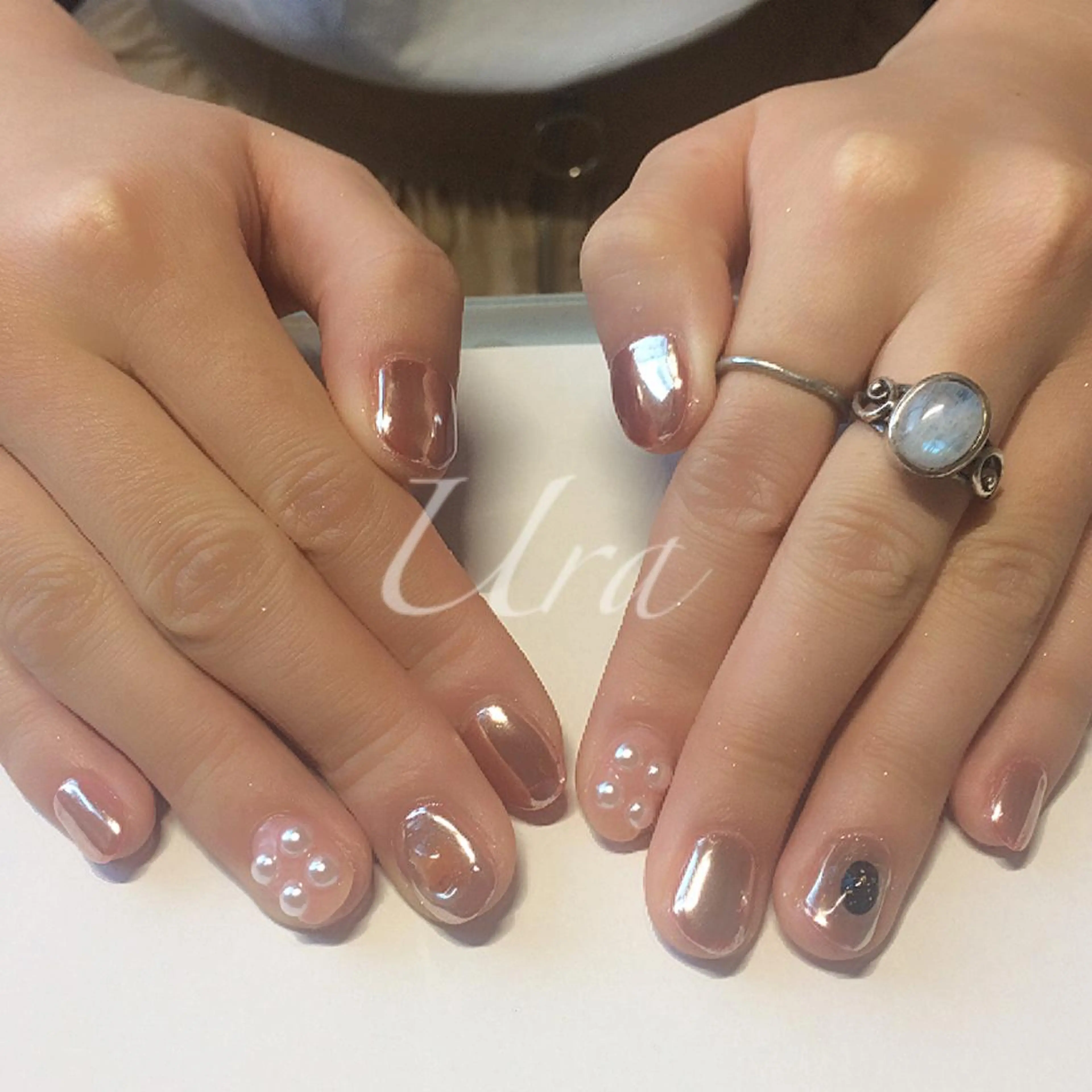 ネイル ミラーネイル ピンク 赤色 UrakoNail 《nail》のネイルデザイン