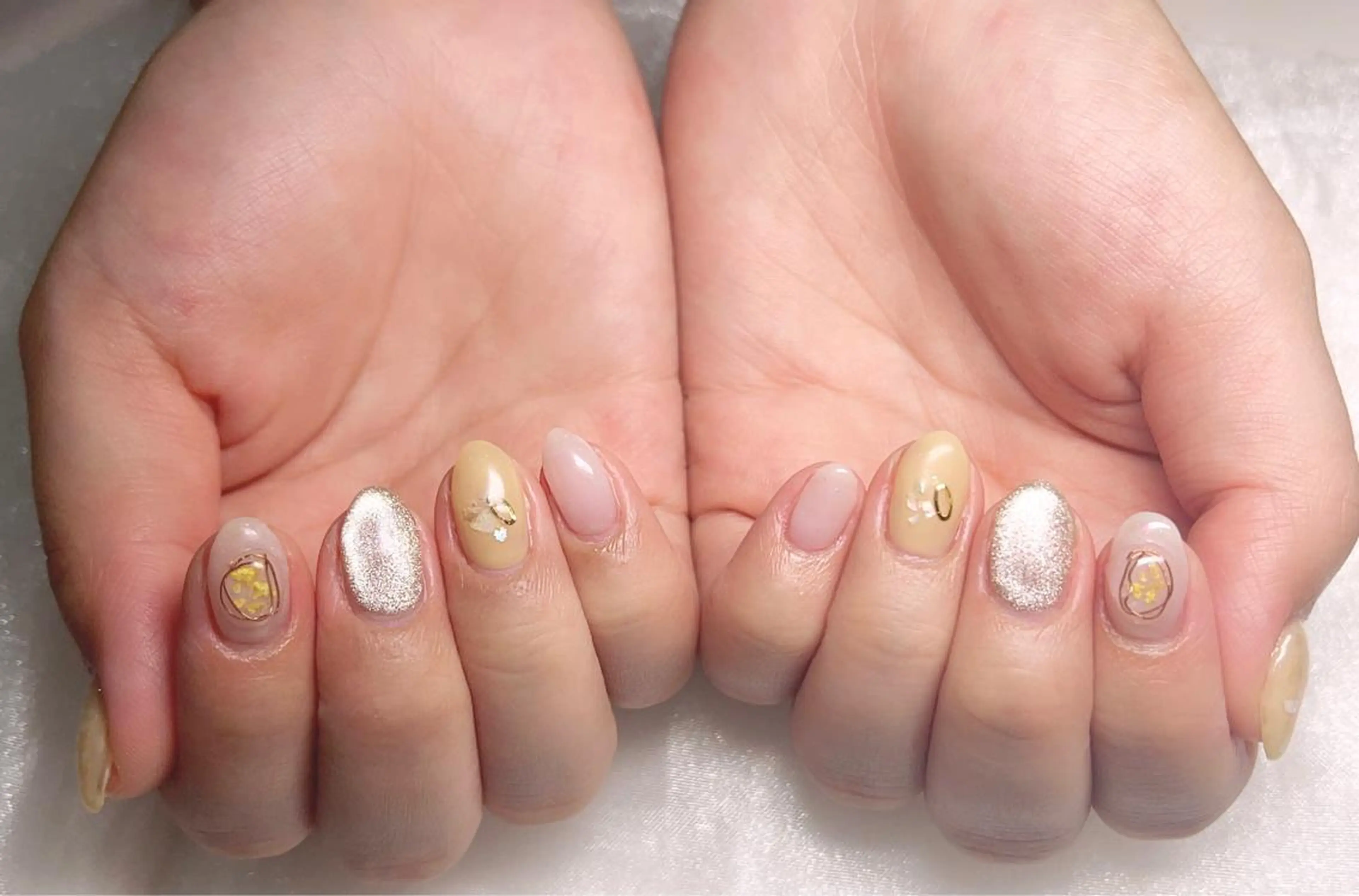 ネイル ハンドネイル ハンドケア Rarity ネイルサロン所属・Rarity ネイルサロンtitiのネイルデザイン