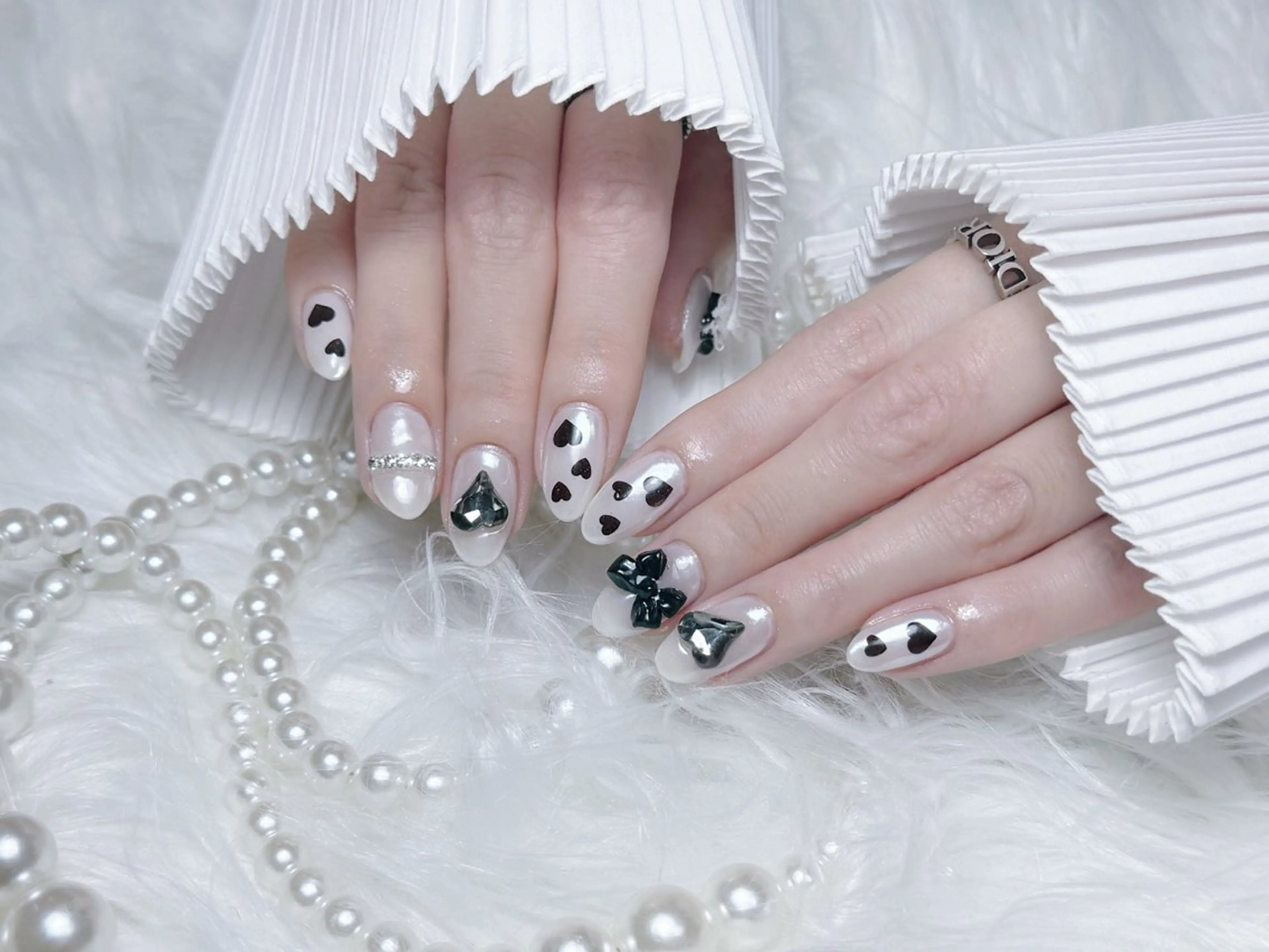 ネイル ハート ハンドネイル 🍑Yun nail 店長🍑のネイルデザイン