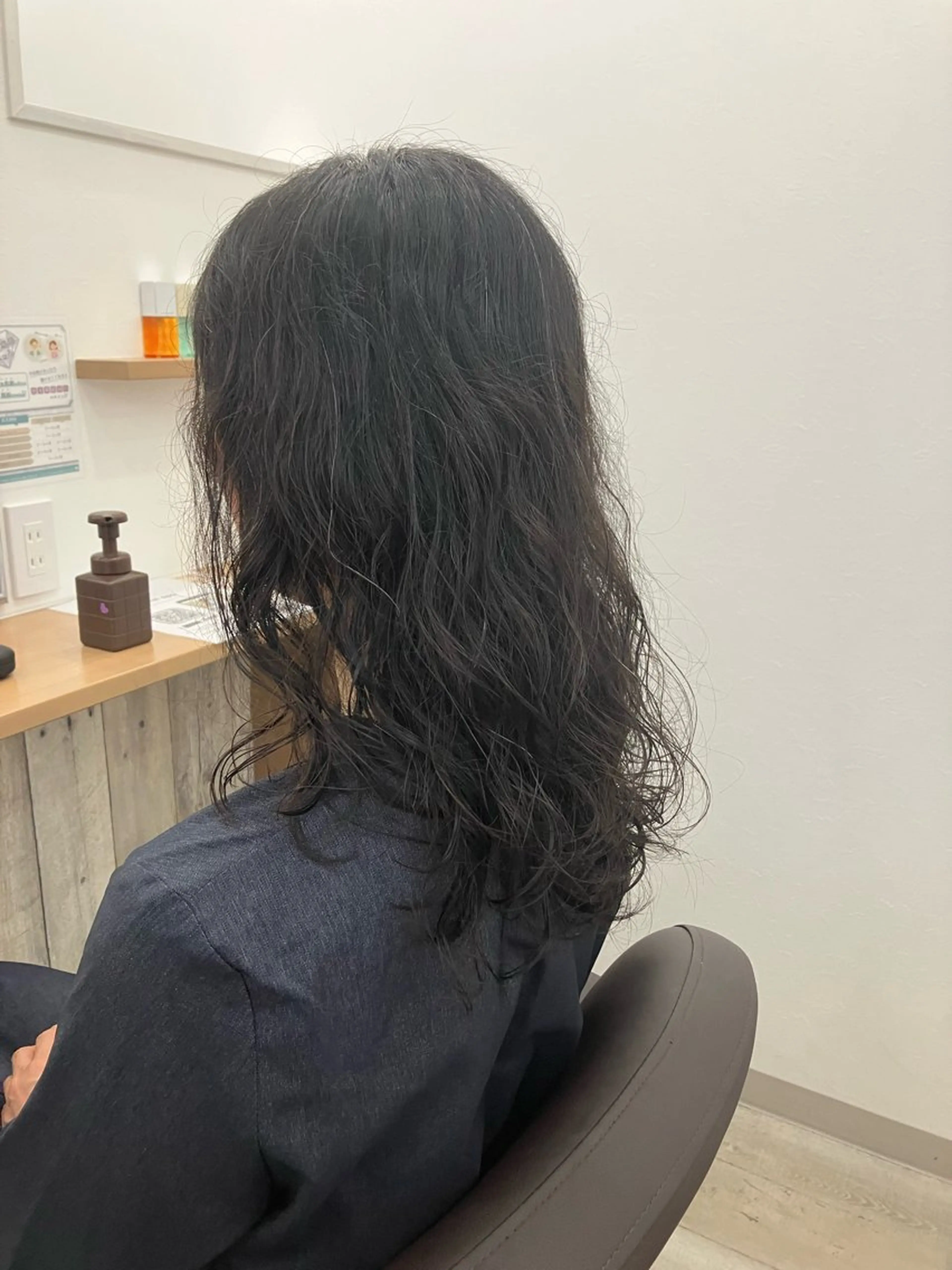 ミディアム パーマ well高崎上大類店所属・well高崎上大類町 /湯浅泳作のヘアスタイル