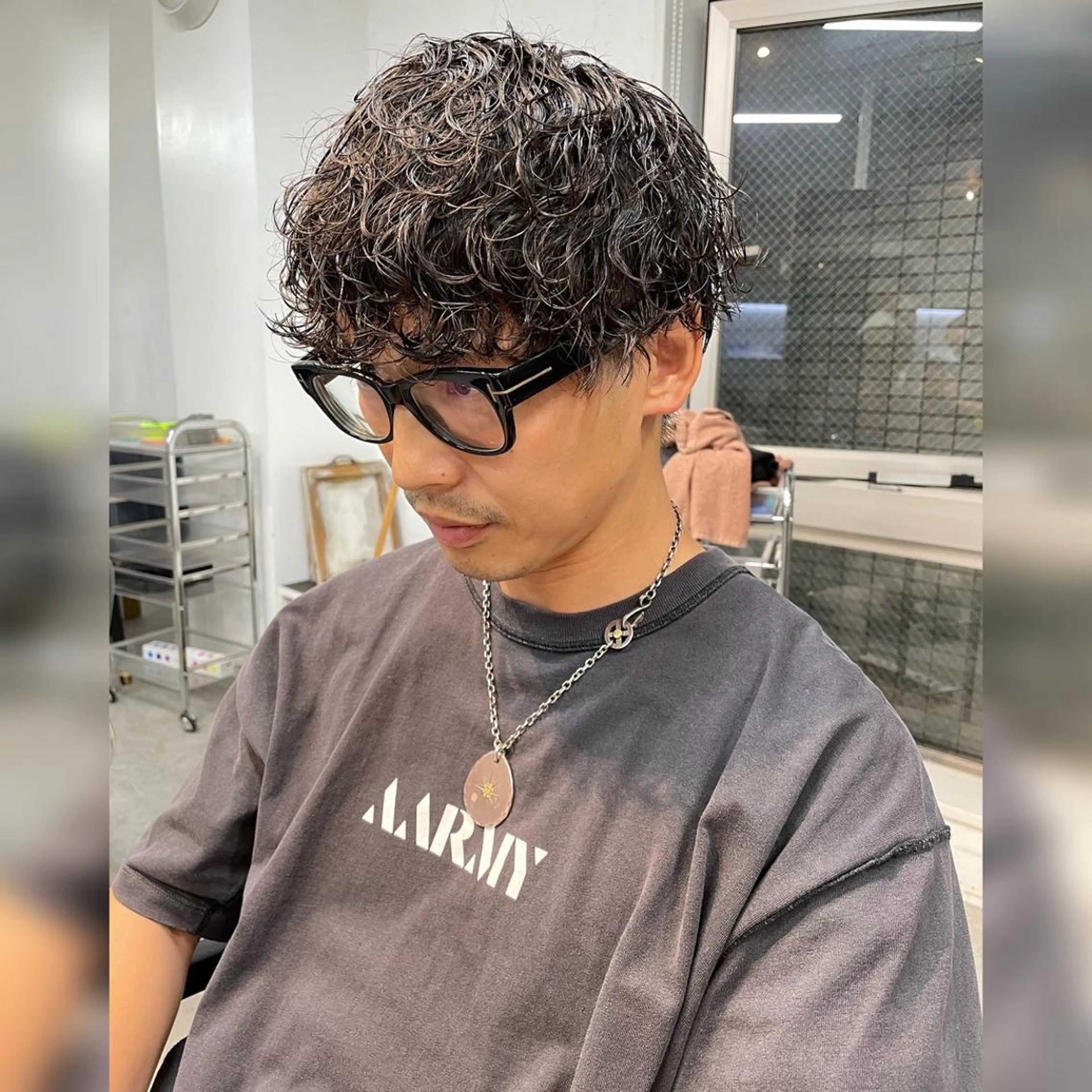 ショート カラー パーマ ヘアアレンジ メンズ キッズ ネイル マツエク・マツパ アイブロウ メンズパーマ 波巻きパーマ スパイラルパーマ Ali'i men's salon所属・パーマ、カラー特化 園田翔大のヘアスタイル