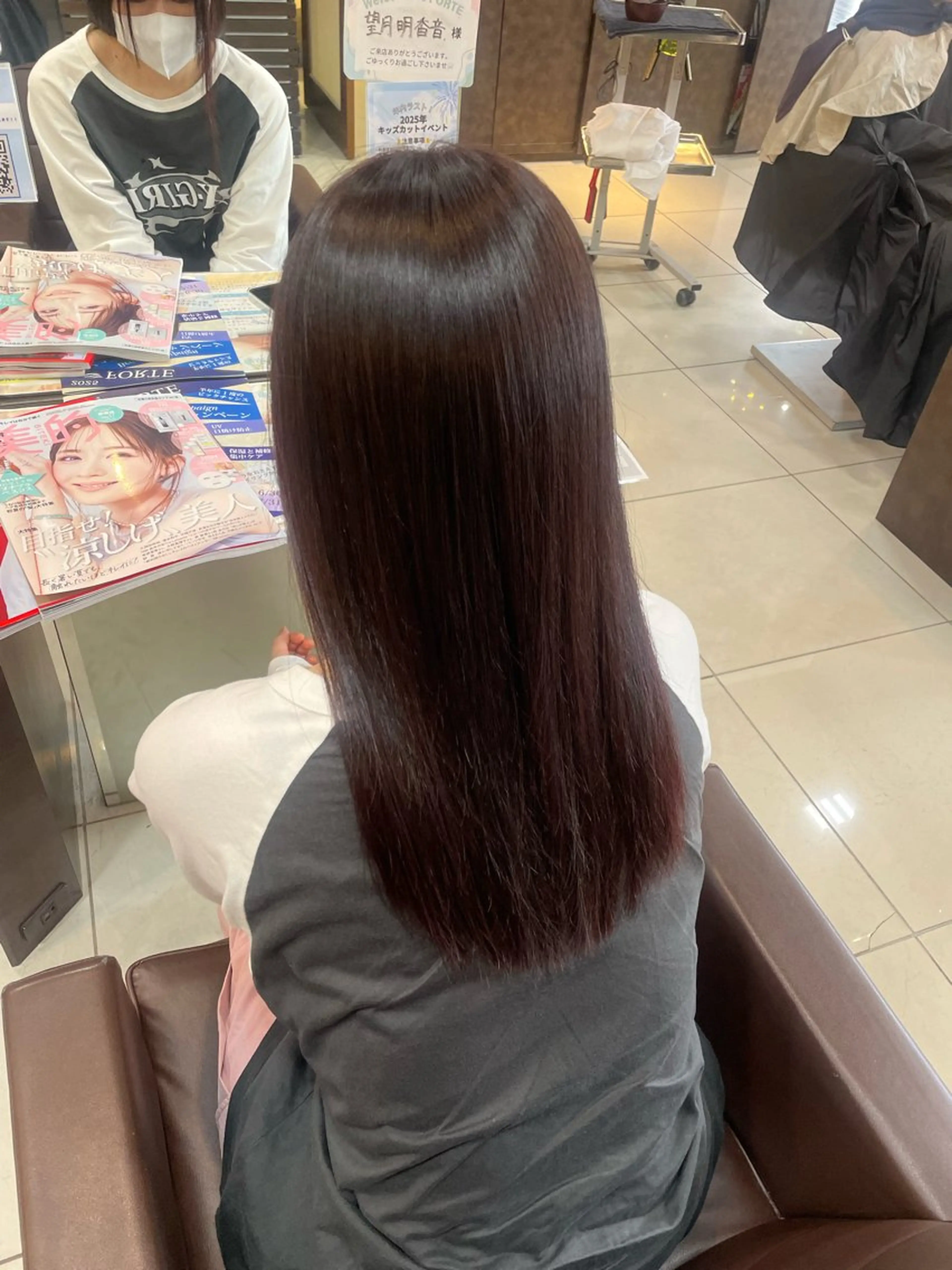 セミロング カラー カット 縮毛矯正 🤎うる艶ベージュ 🧸MAYUKA🤎のヘアスタイル