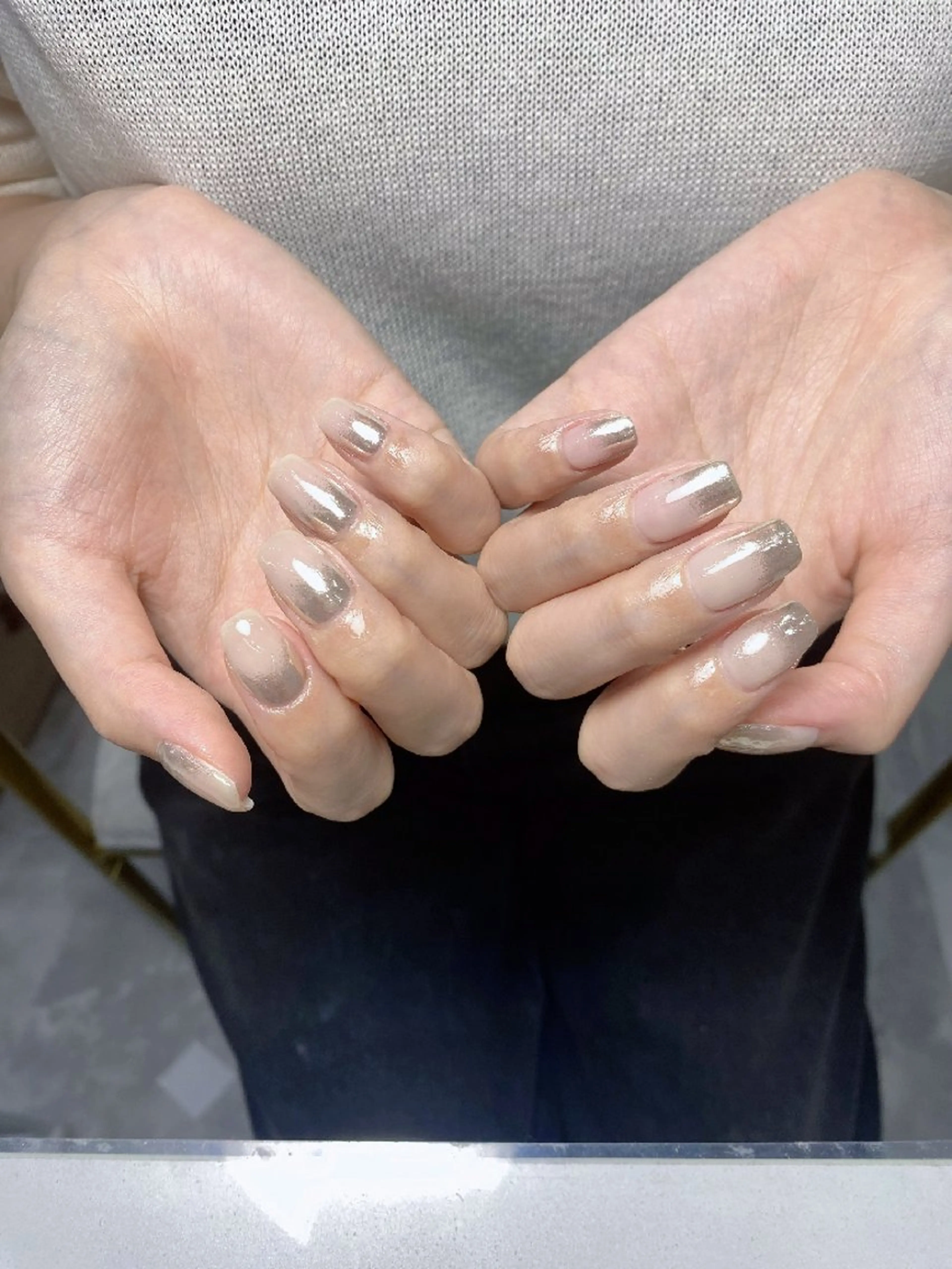 ネイル グラデーション ミラーネイル ハンドネイル UM Nail Salonのネイルデザイン