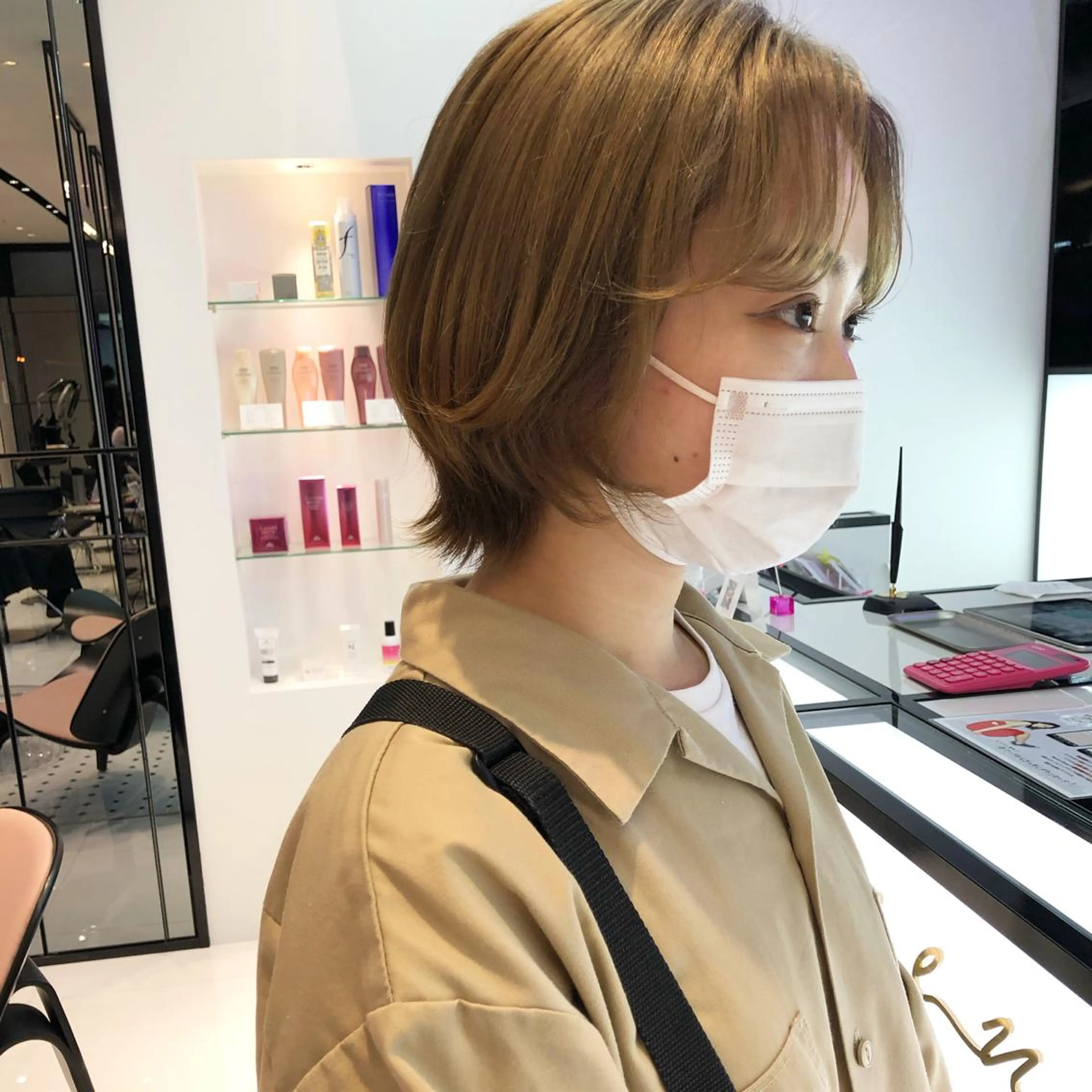 ショート カラー ブリーチ ショートヘア ウルフカット カット ヘアカラー keen吉祥寺所属・相川 愛実のヘアスタイル