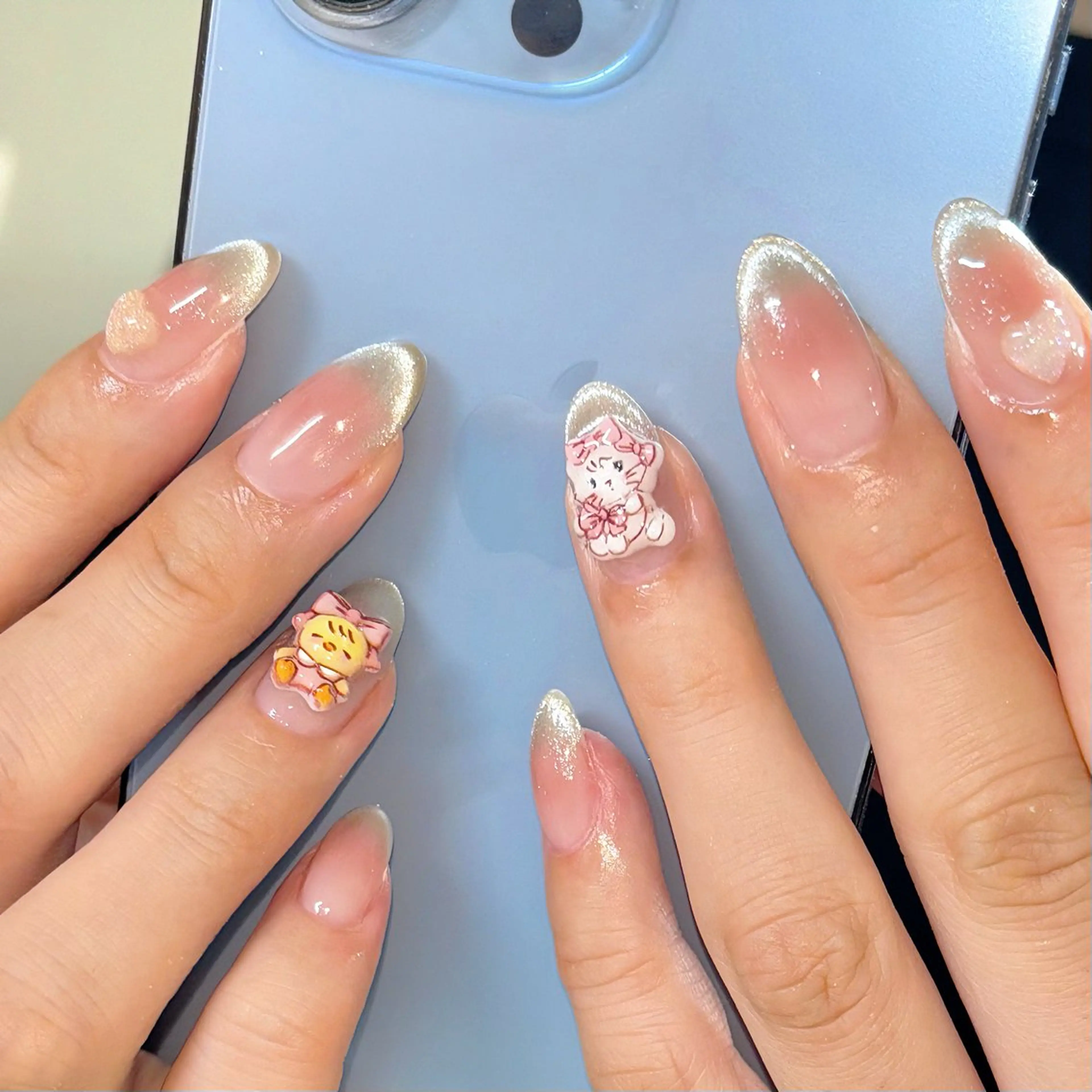 ネイル オーロラネイル チークネイル フレンチネイル マグネットネイル ピンク ハンドネイル 🫧OPELIA NAIL渋谷🫧のネイルデザイン