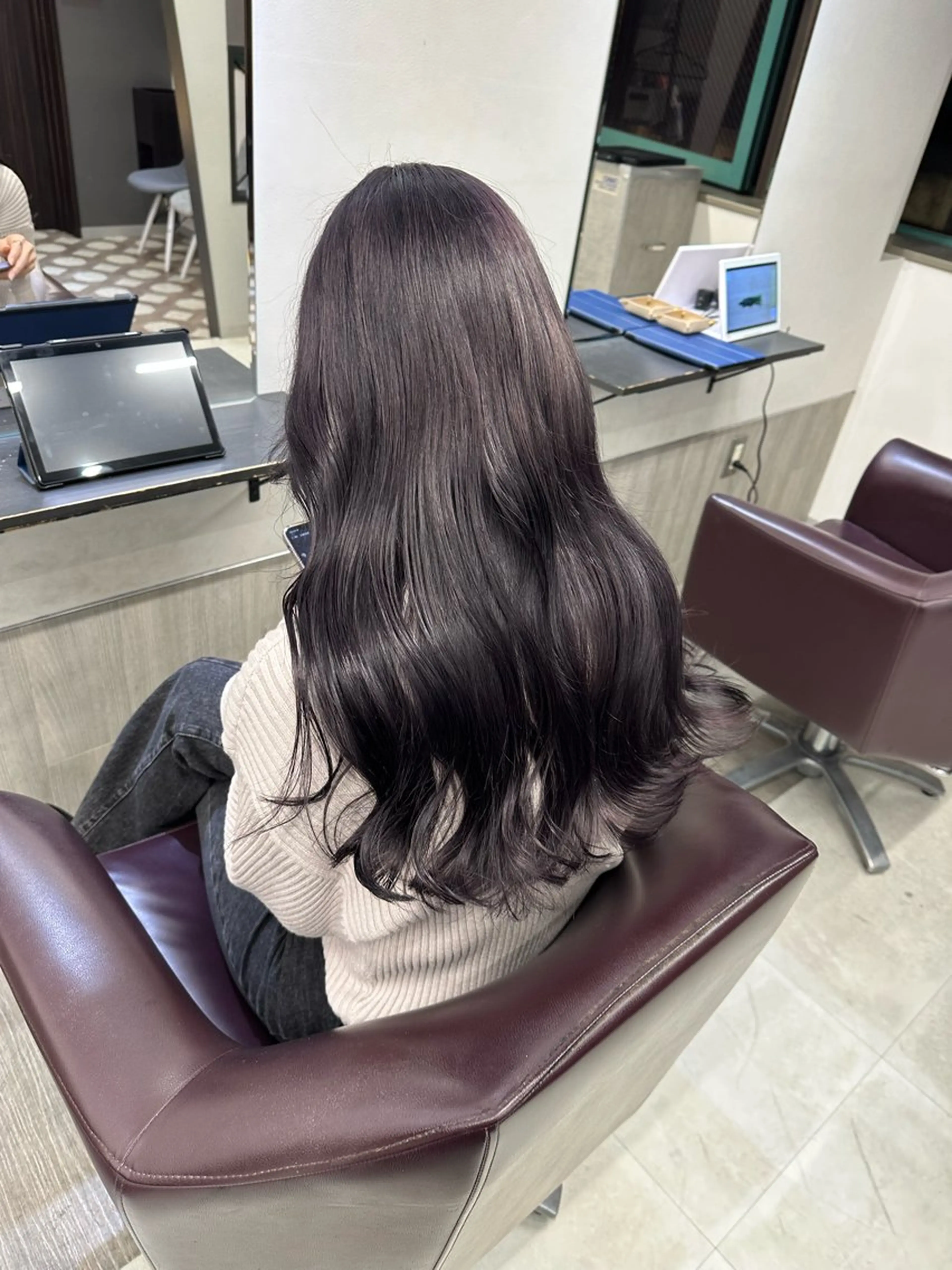 ミディアム カラー カット ヘアカラー トリートメント Roi ofGiseLのヘアスタイル