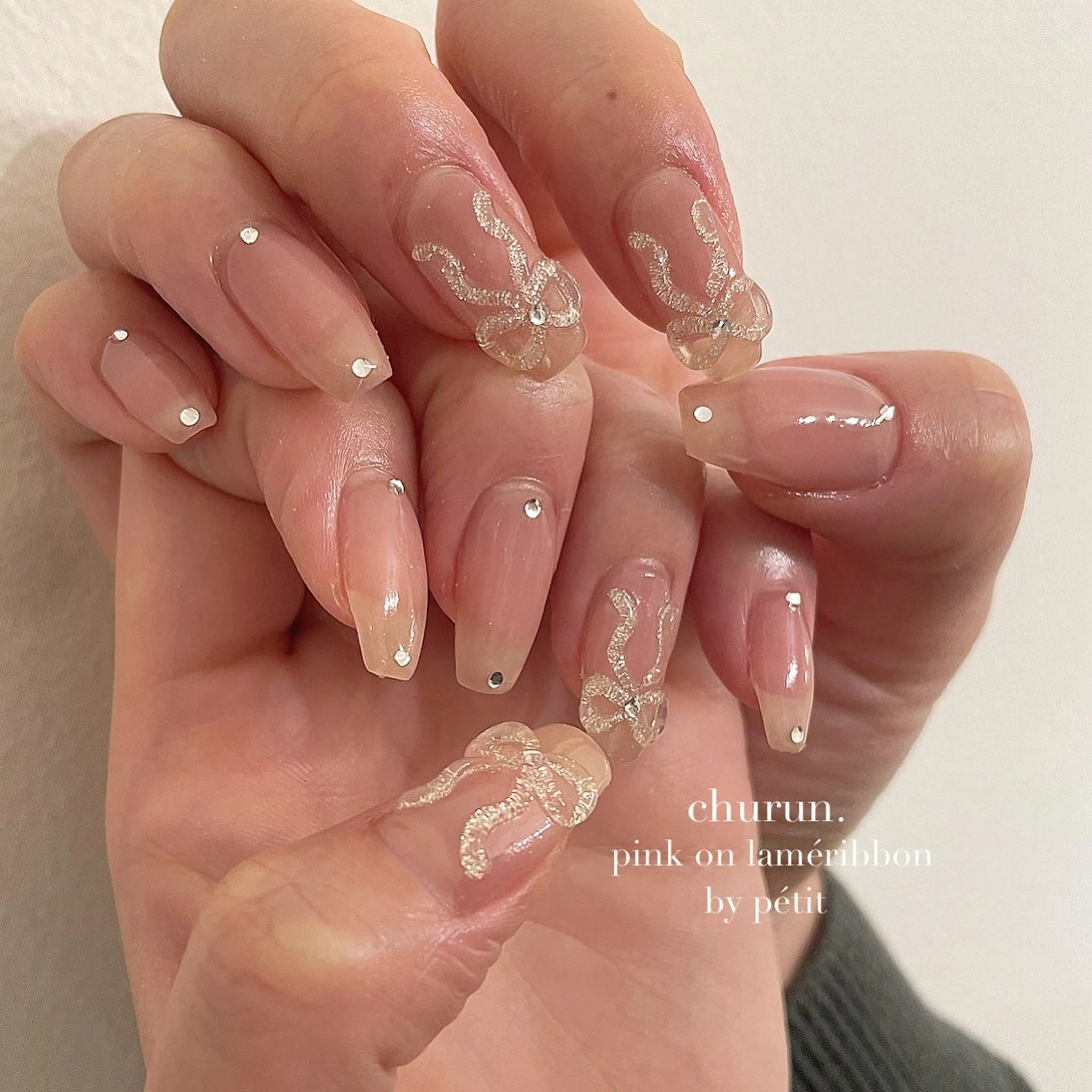 ネイル essence所属・pétit maakoのネイルデザイン
