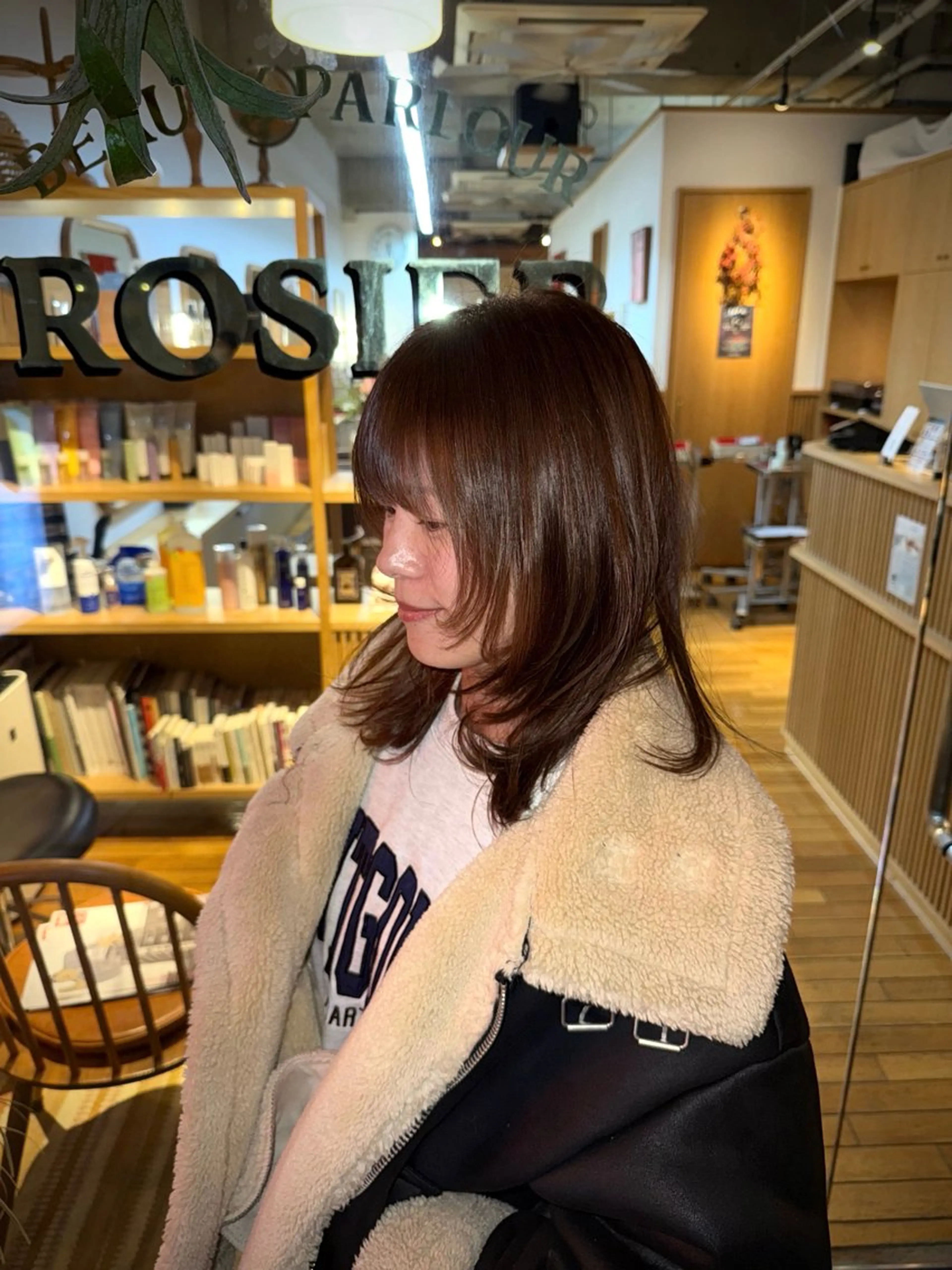 セミロング レイヤーカット ウルフカット ウルフレイヤー カット ROSIER所属・ウルフカット 🐺ｾﾝﾀﾞｱｶﾈのヘアスタイル