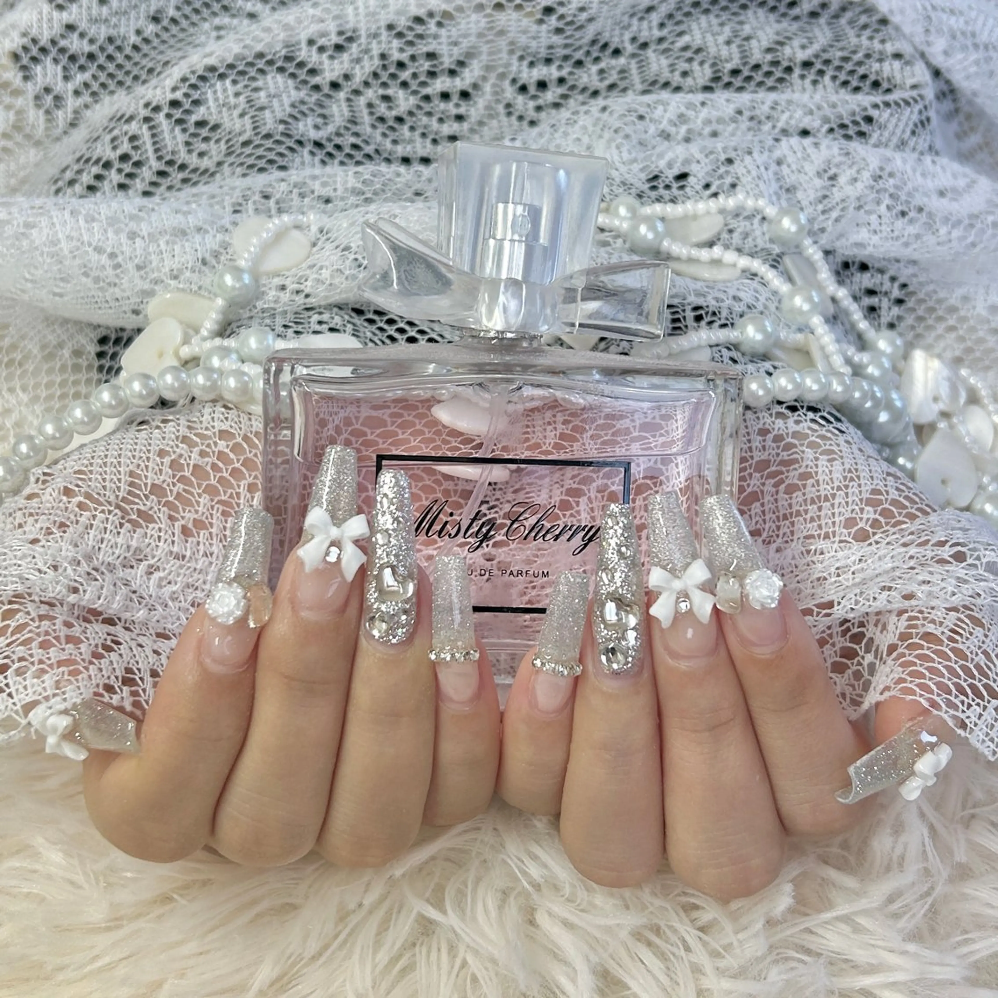 ネイル シルバー Nana treeのネイルデザイン