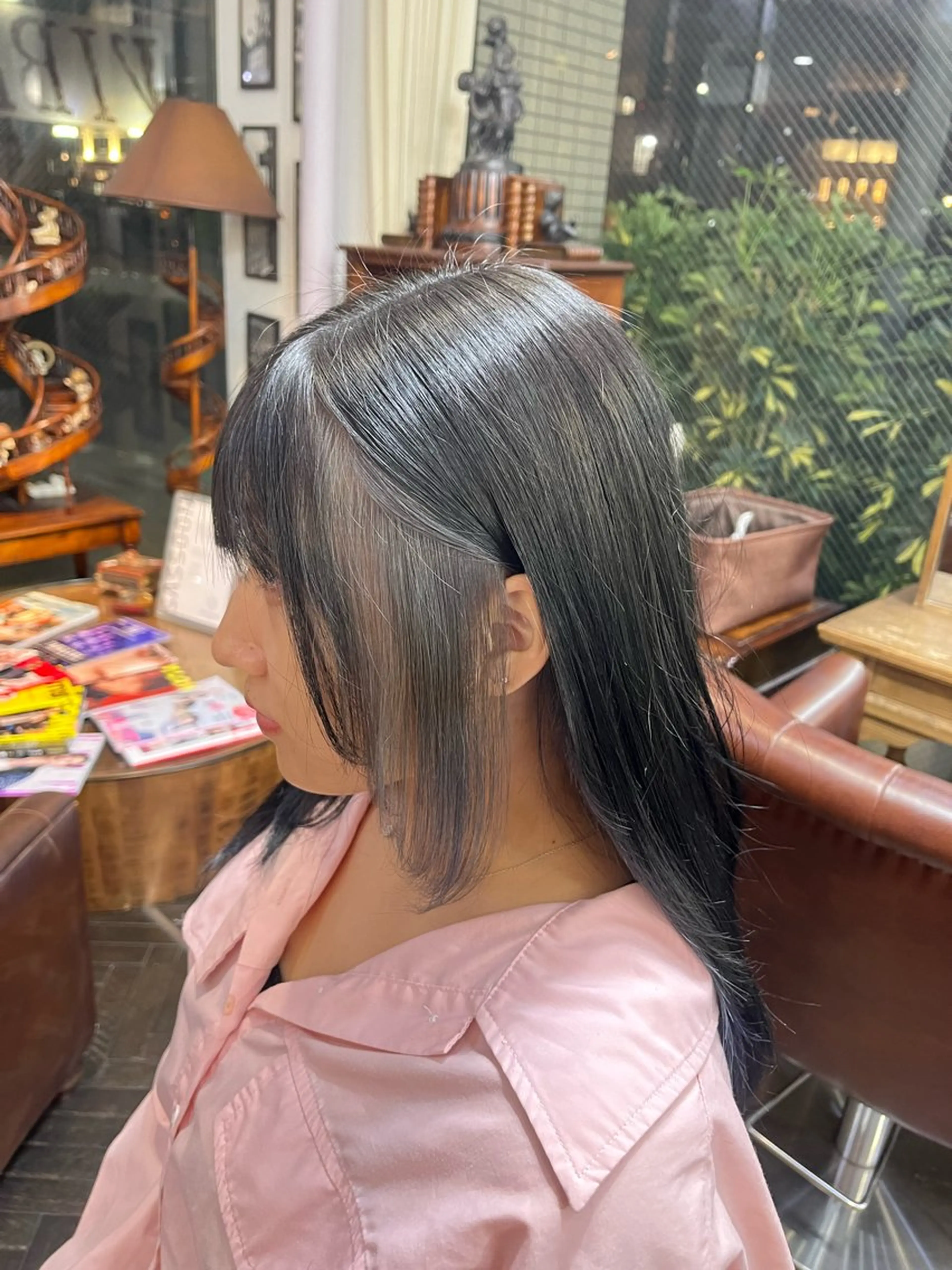 セミロング ヘアカラー デザインカラー/ コーンロウのヘアスタイル