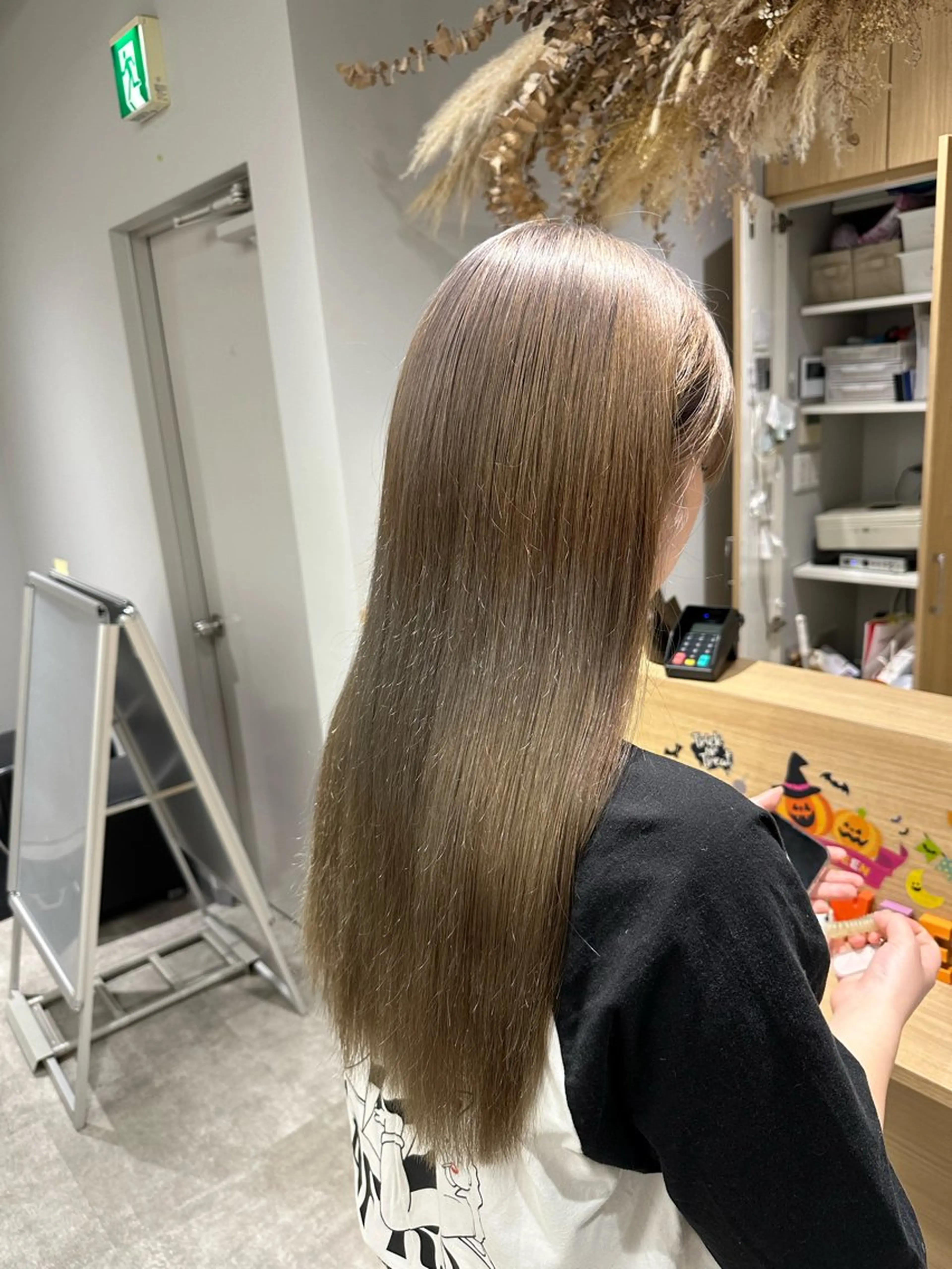 ロング AVANCE.京橋店所属・雰囲気似合わせ/永田 汰伊智/艶カラー🫧のヘアスタイル