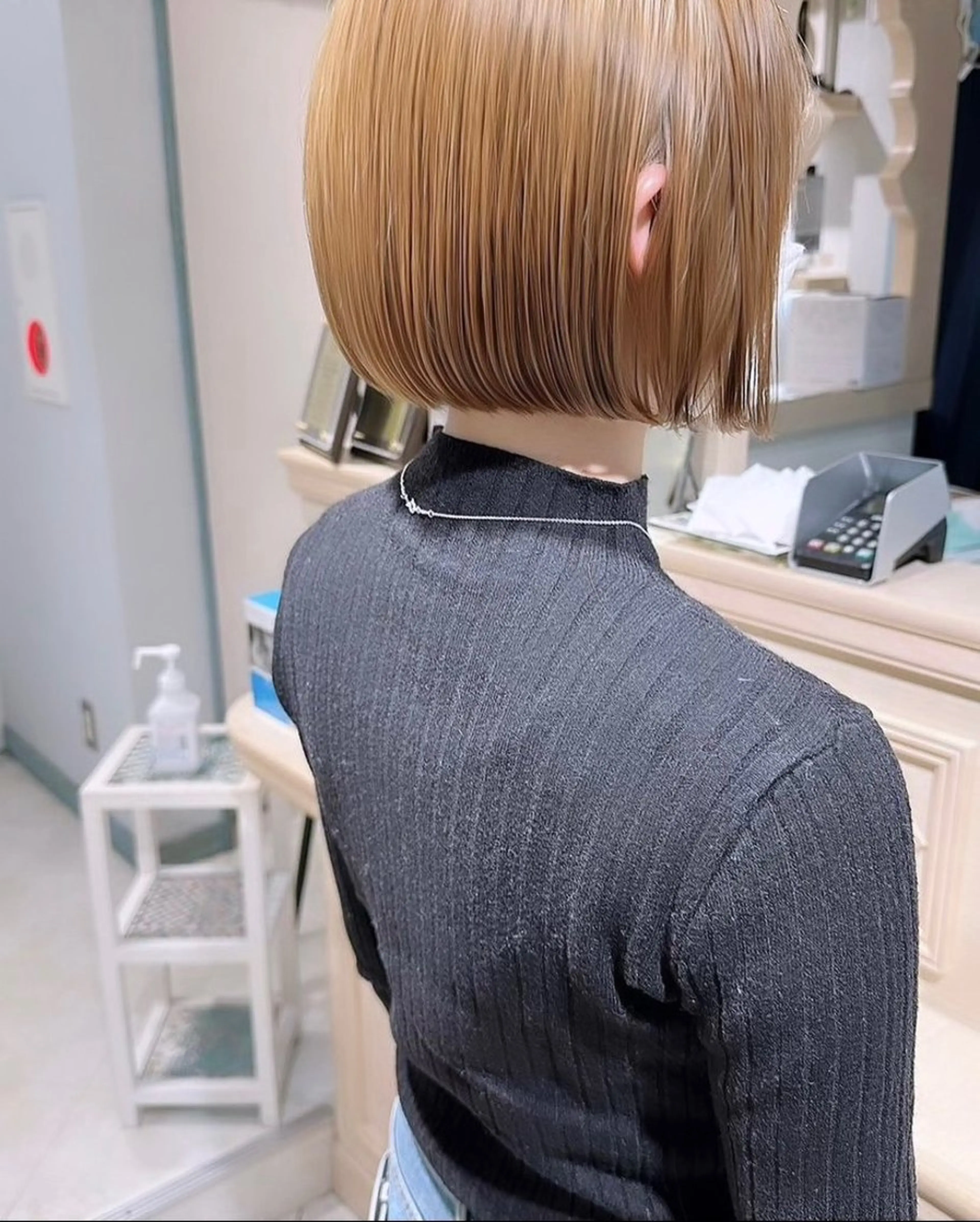 ショート カラー ヘアカラー トリートメント Yuto 複雑履歴 /ブリーチ/エクステのヘアスタイル
