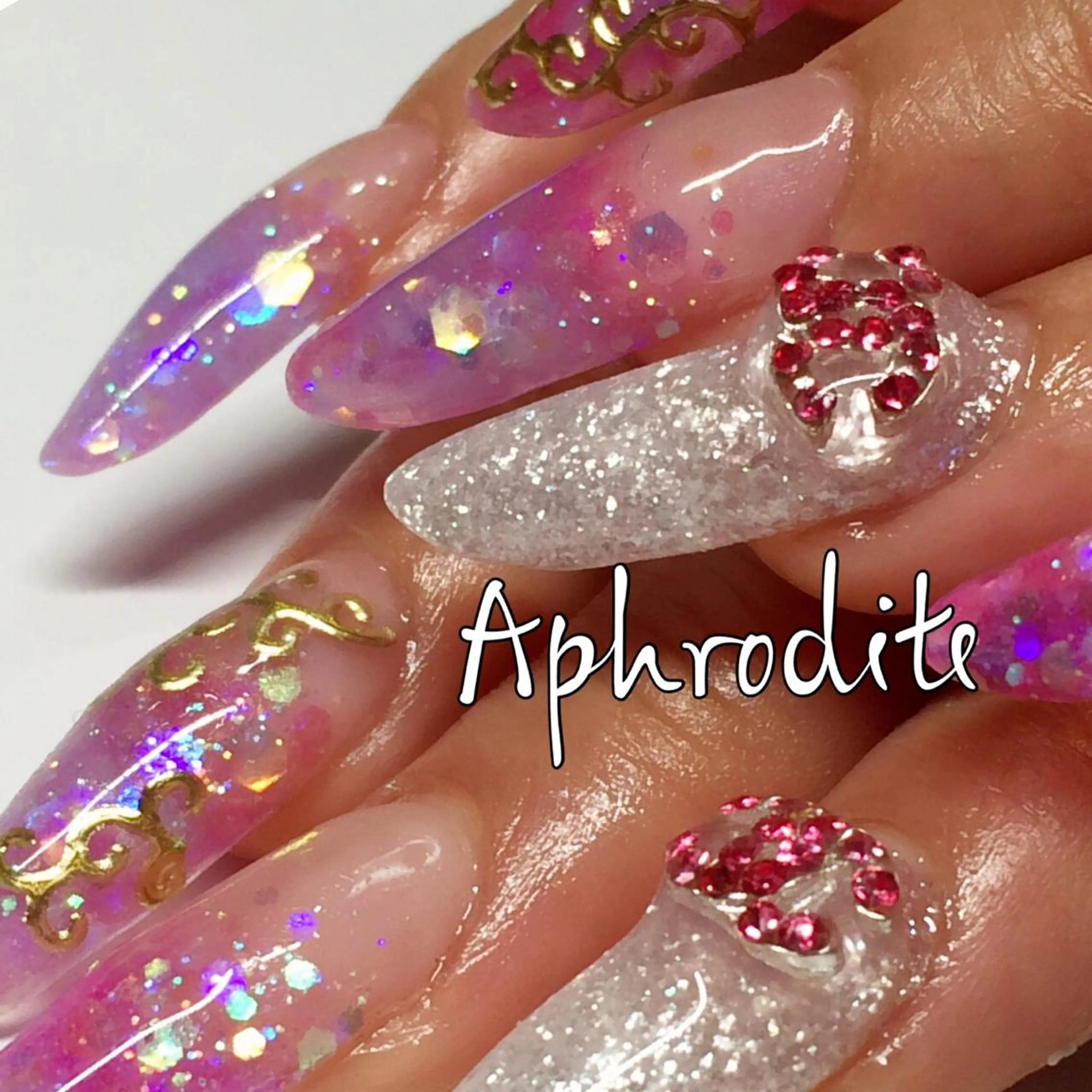 ネイル アートネイル スカルプネイル APHRODITE Nagisaのネイルデザイン