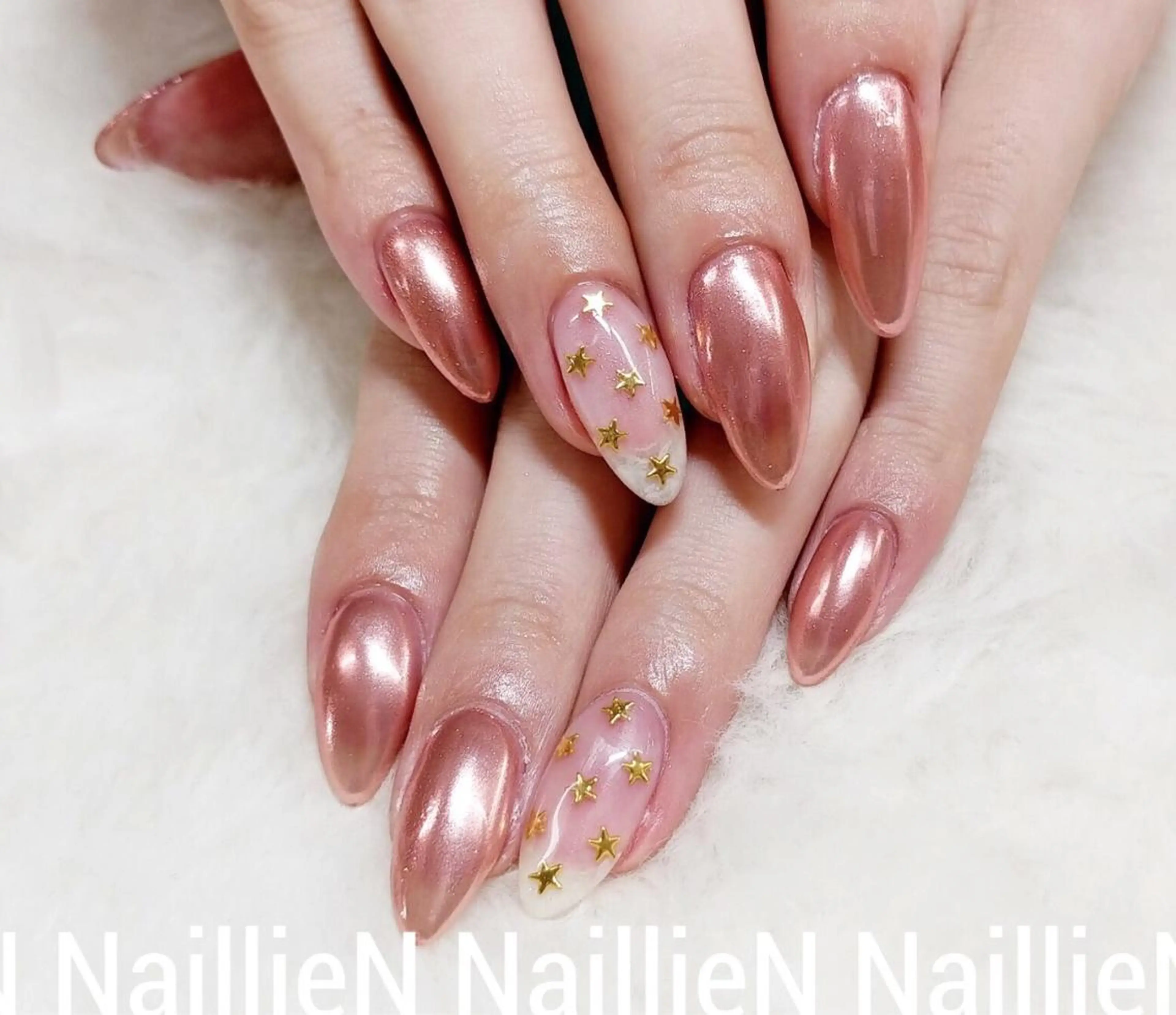 ネイル ミラーネイル ピンク Nail lieNのネイルデザイン