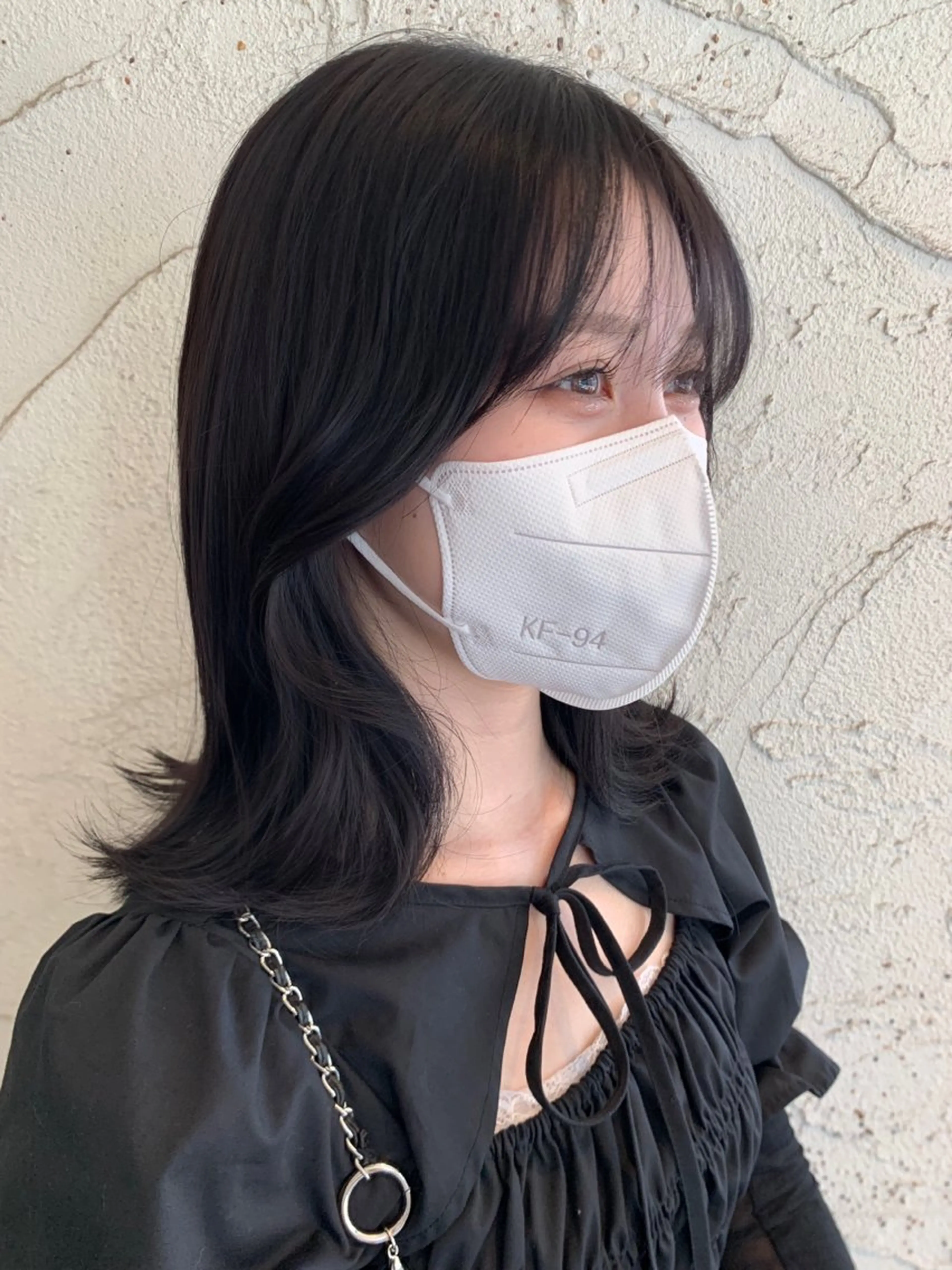 ミディアム カラー 黒髪 ブルーカラー ブルーブラック 透明感カラー 韓国ヘア特化🇰🇷 心斎橋【ユリカ】のヘアスタイル