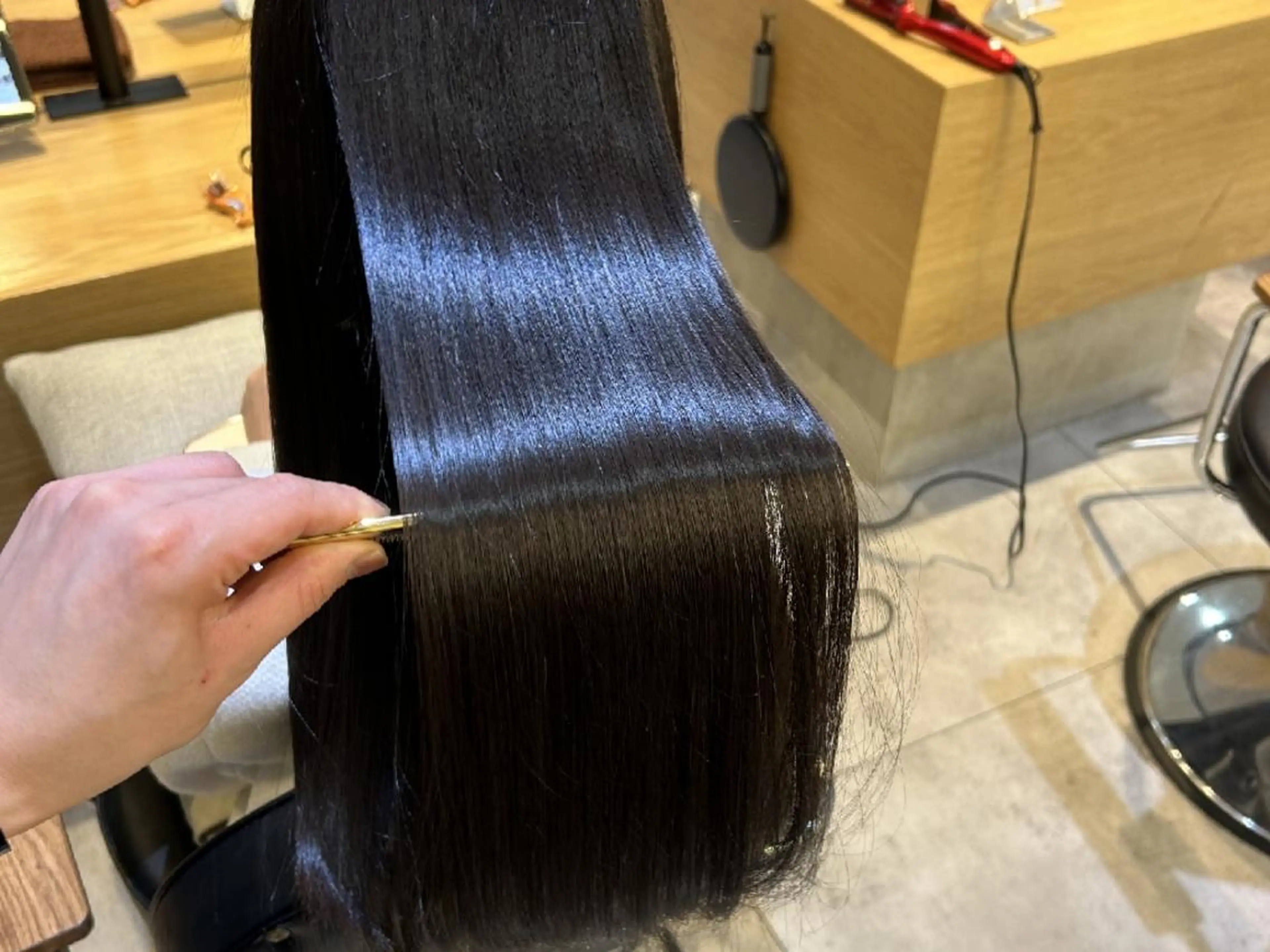 ロング カット 縮毛矯正 中村 友莉夏のヘアスタイル