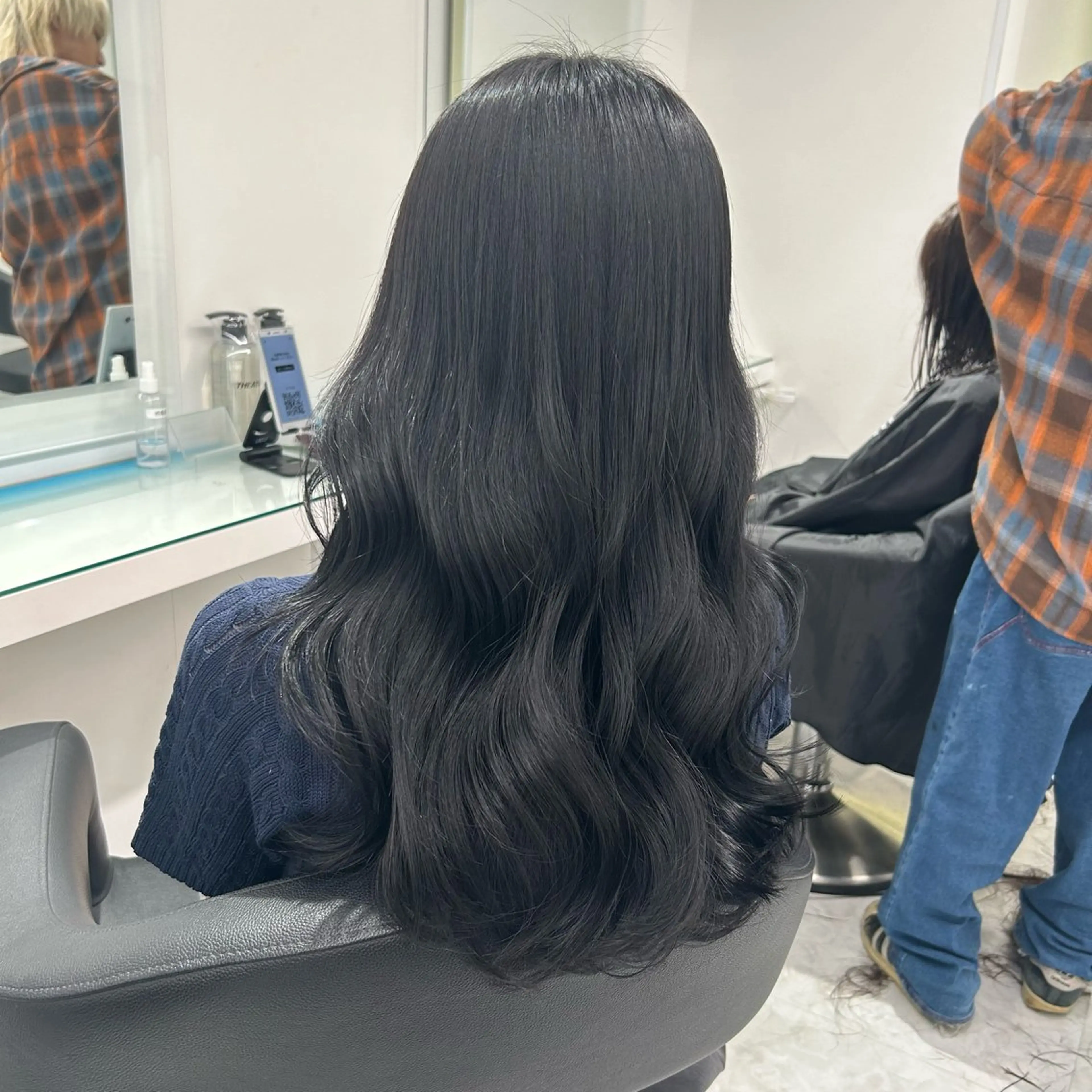 セミロング ヘアカラー 🤍大人っぽ韓国暗髪 🤍Asuka🤍のヘアスタイル