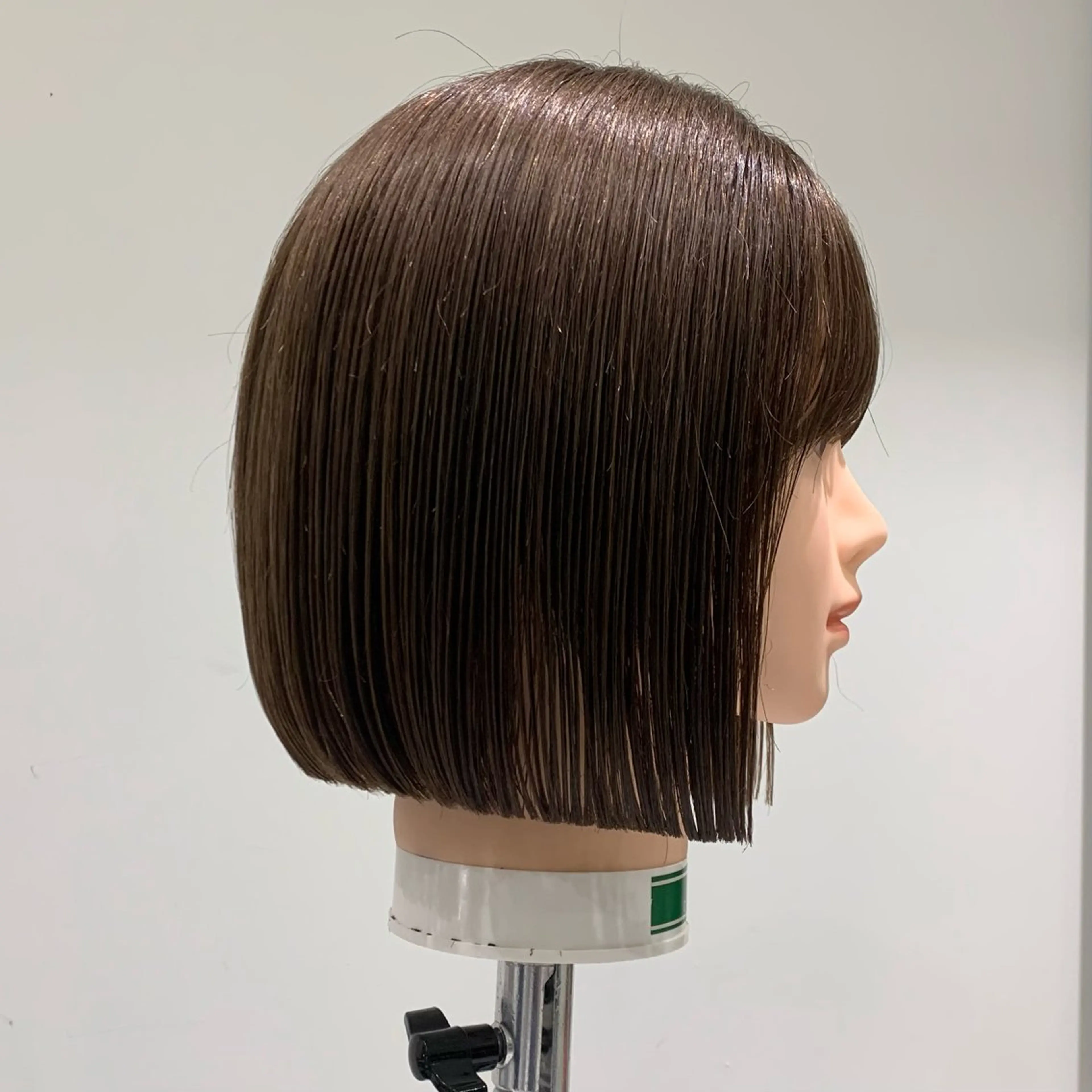 ミディアム ヘアカラー 伊藤 りいなのヘアスタイル