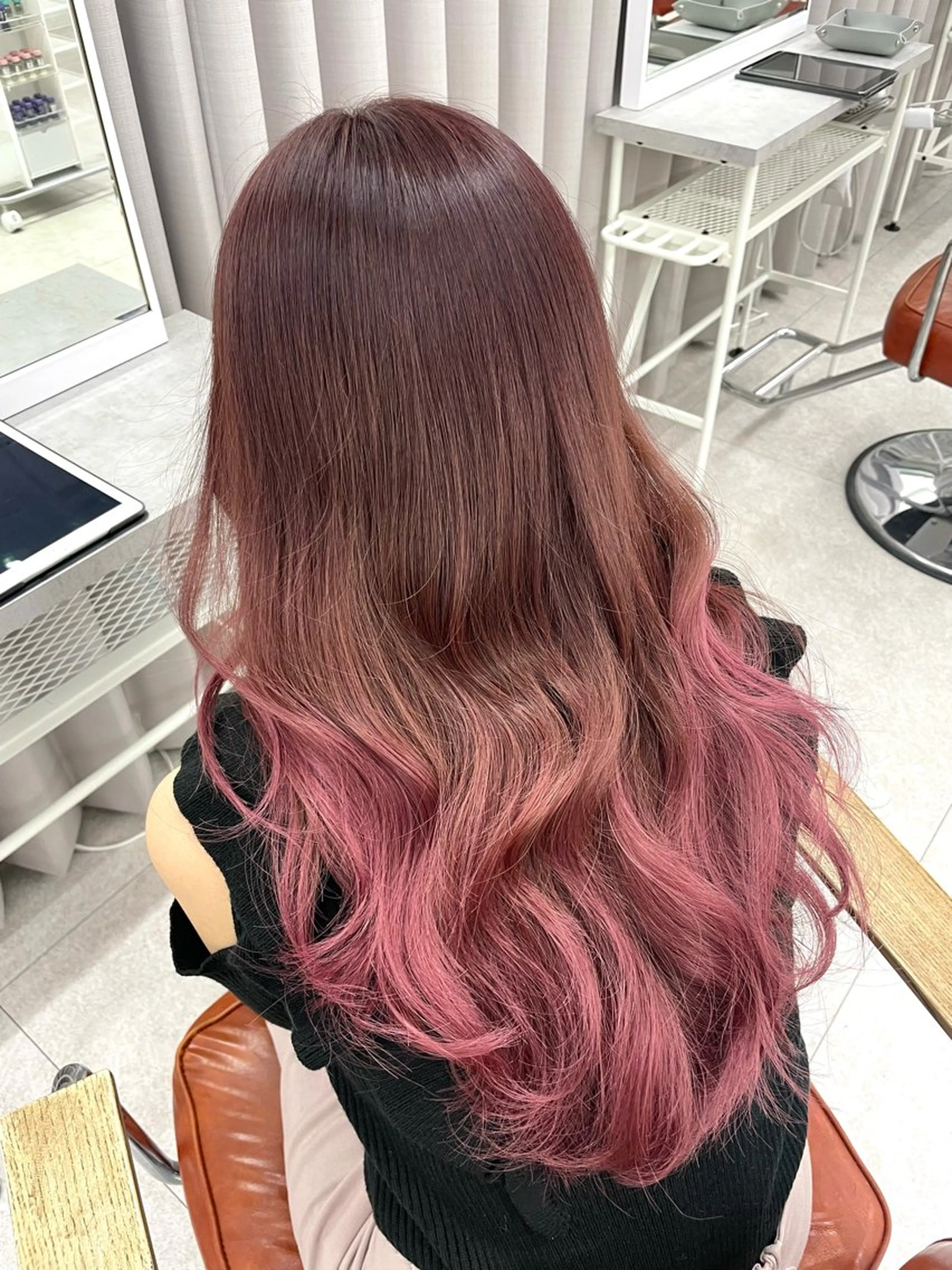 ロング カラー グラデーションカラー ピンクカラー カット ヘアカラー トリートメント 推しカラー美容師 Yukino🌈のヘアスタイル