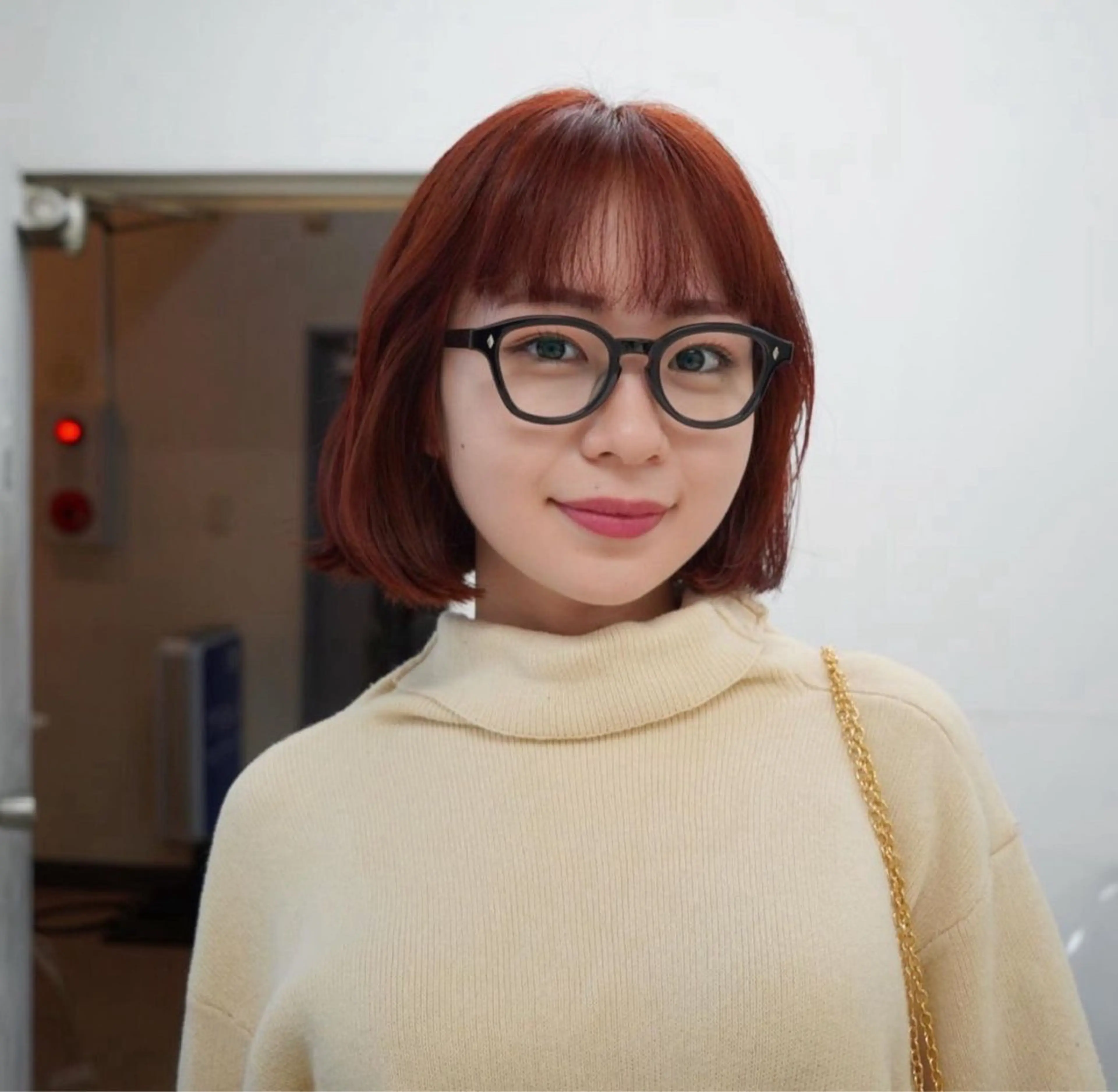 ショート カラー ヘアカラー トリートメント 楪 yuzuriha所属・Saaya/レイヤー /ブリーチ/ブロンドのヘアスタイル