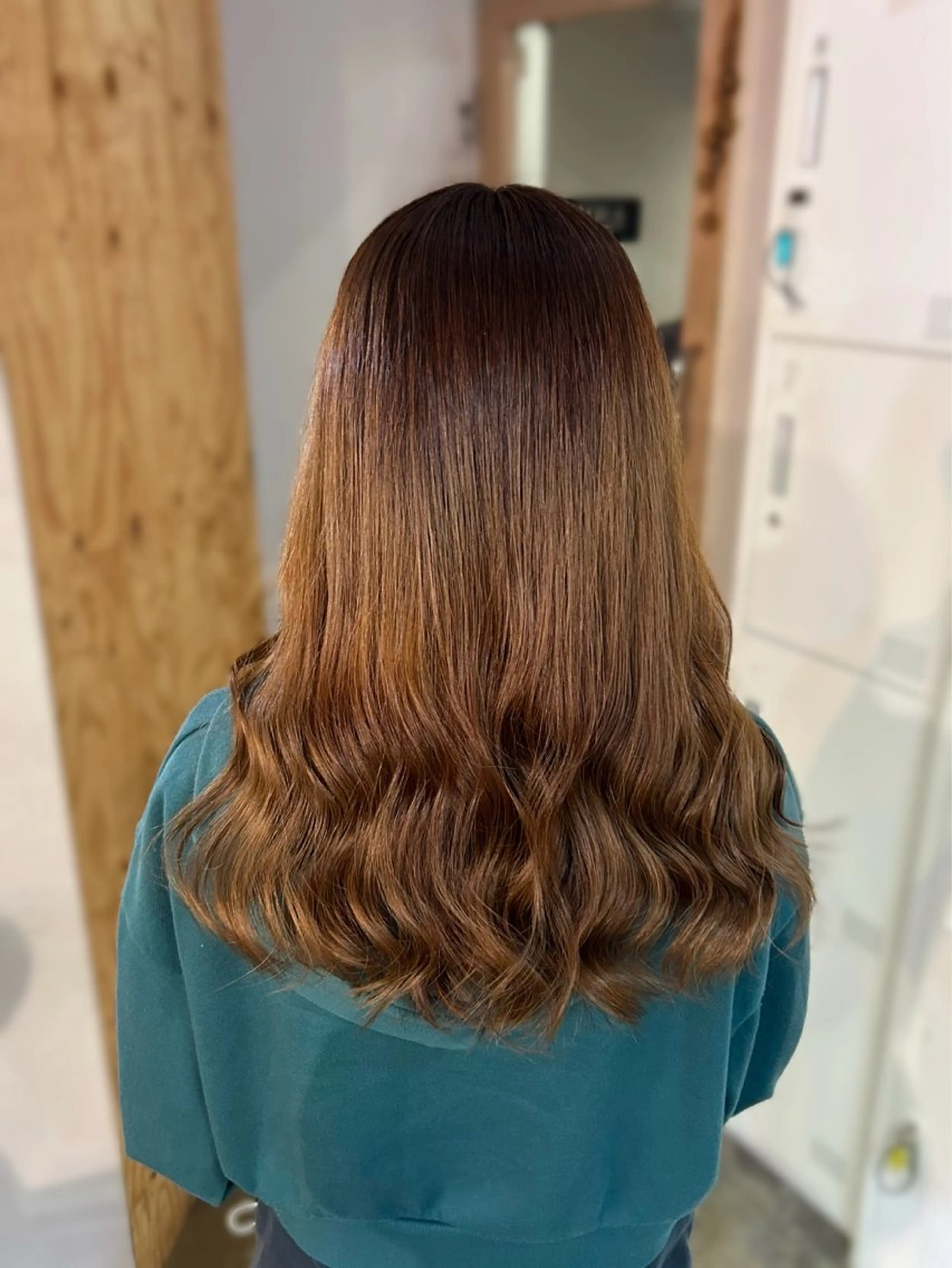 セミロング ヘアカラー トリートメント オオニシ オト🐹のヘアスタイル