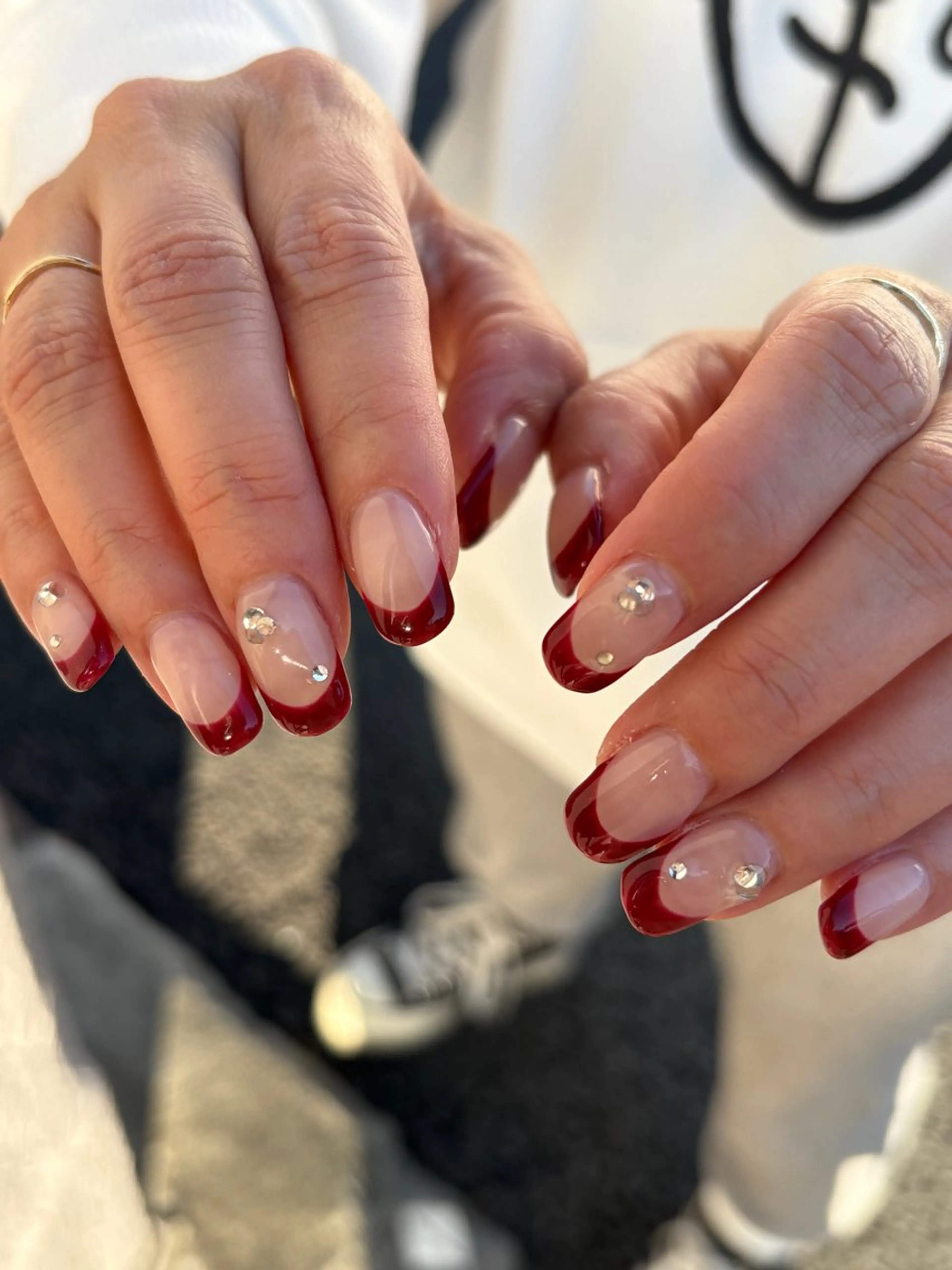 ネイル フレンチネイル ジェルネイル キラキラネイル パラジェル 赤色 ハンドネイル acs.n所属・ネイル,耳つぼ 風間すみれのその他イメージ