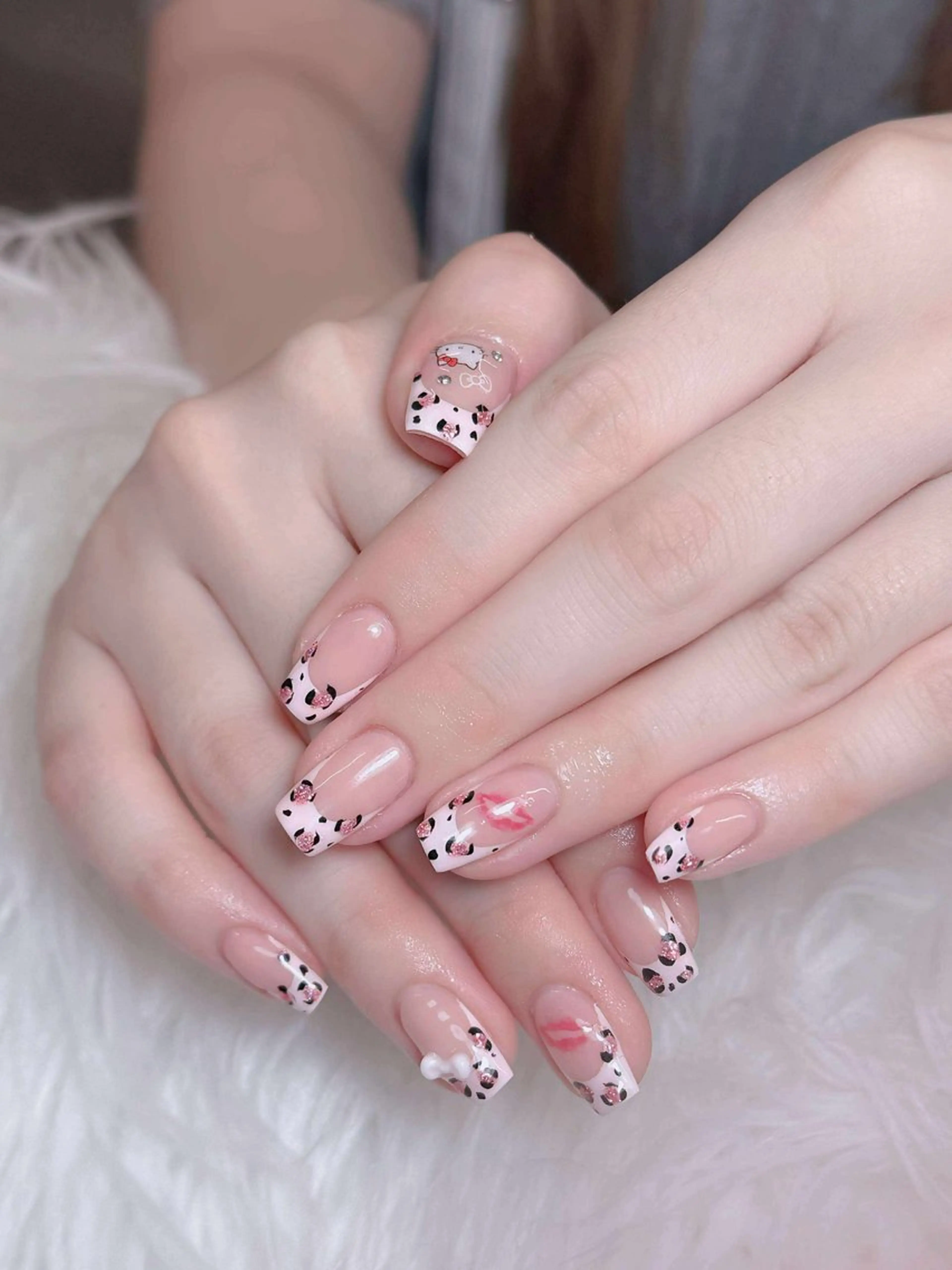 ネイル オーロラネイル チークネイル フットネイル フレンチネイル 韓国ネイル ハンドネイル Lumi Nailのネイルデザイン