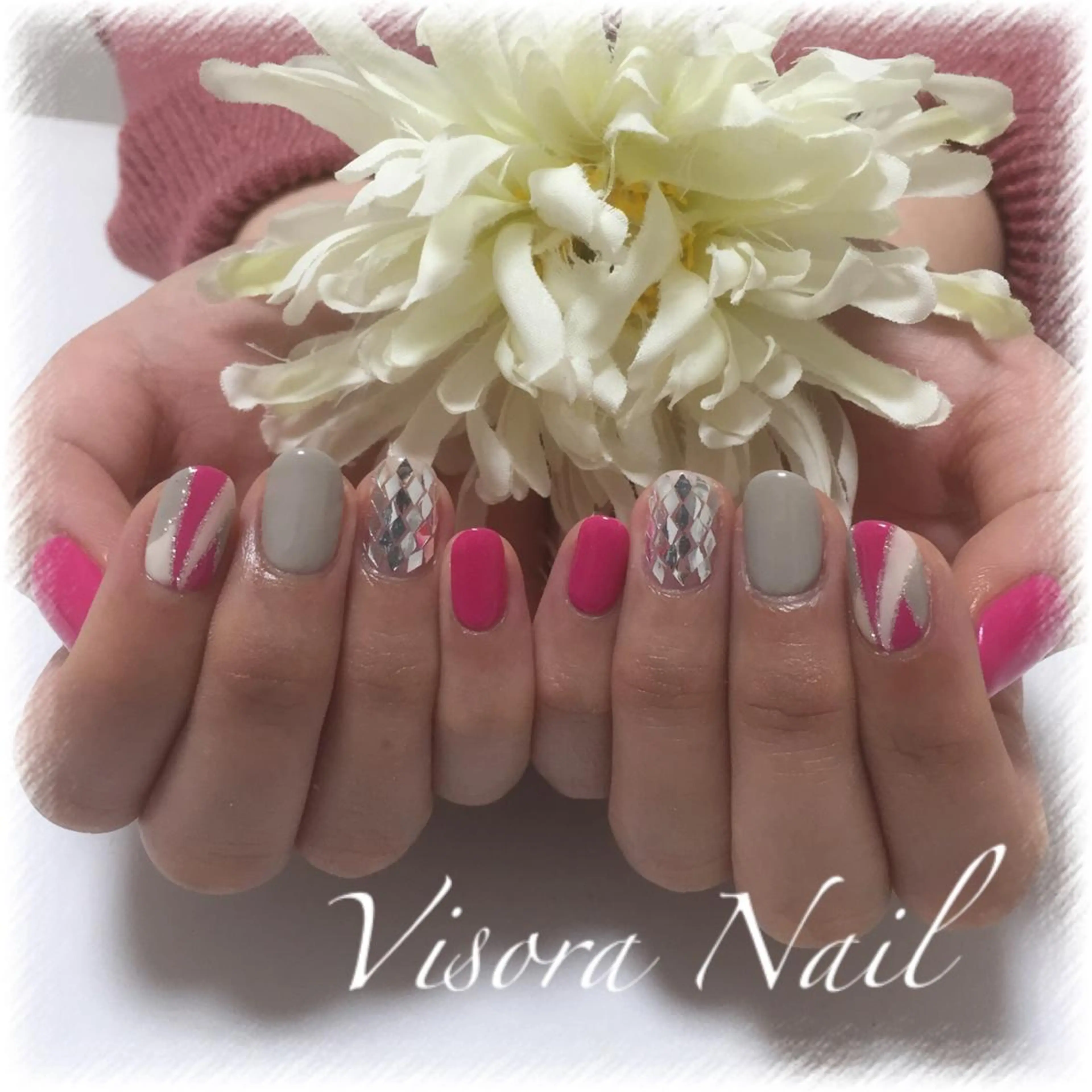 ネイル ホログラムネイル 美SORA ～ｳﾞｨｿﾗ～のネイルデザイン