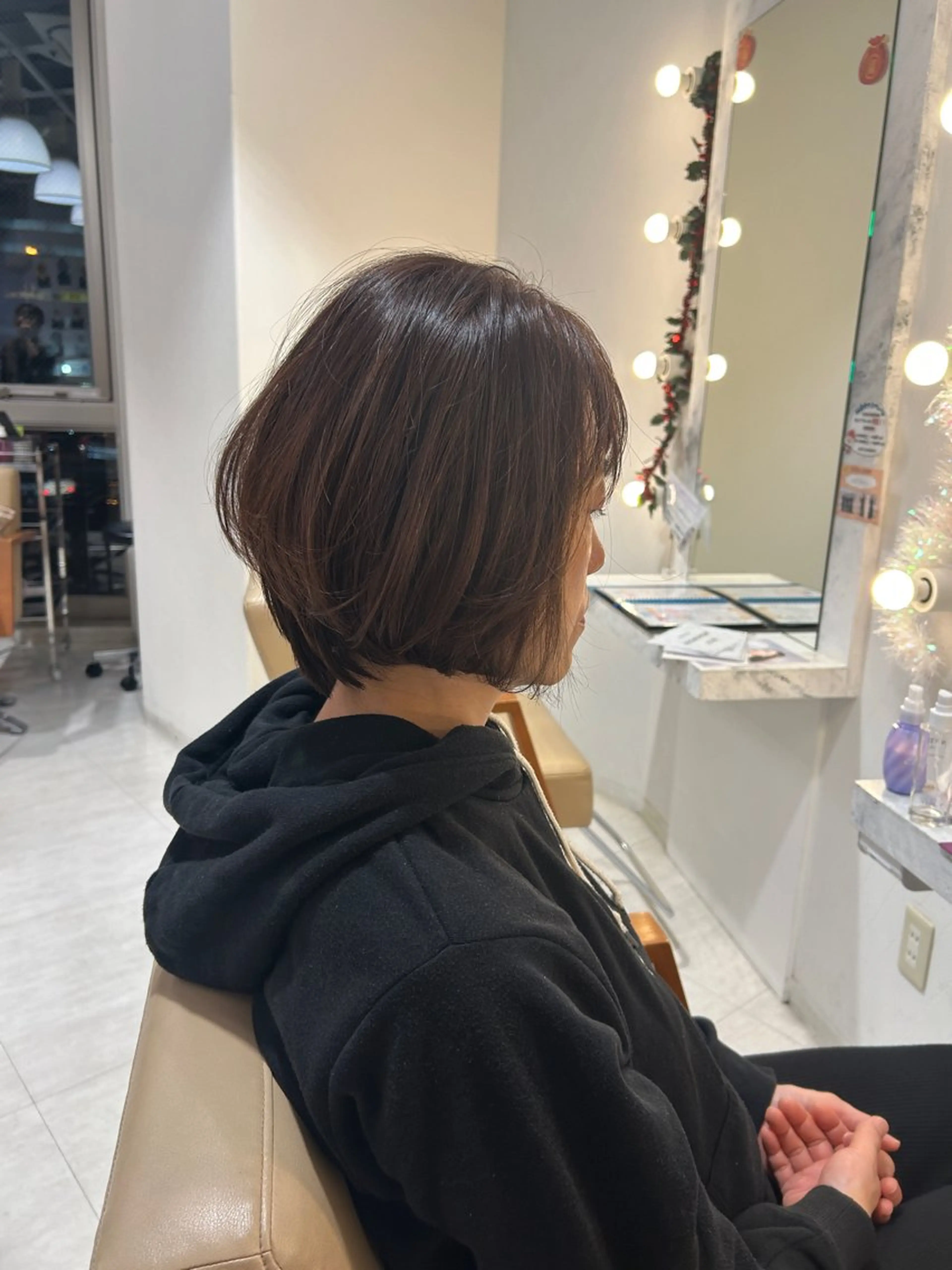 ショート カラー ショートボブ ブラウンカラー ボブ レイヤーカット ショートヘア ヘアーメイクウィル野田阪神店所属・Yuu/レイヤー/ ハイライト/髪質改善のヘアスタイル