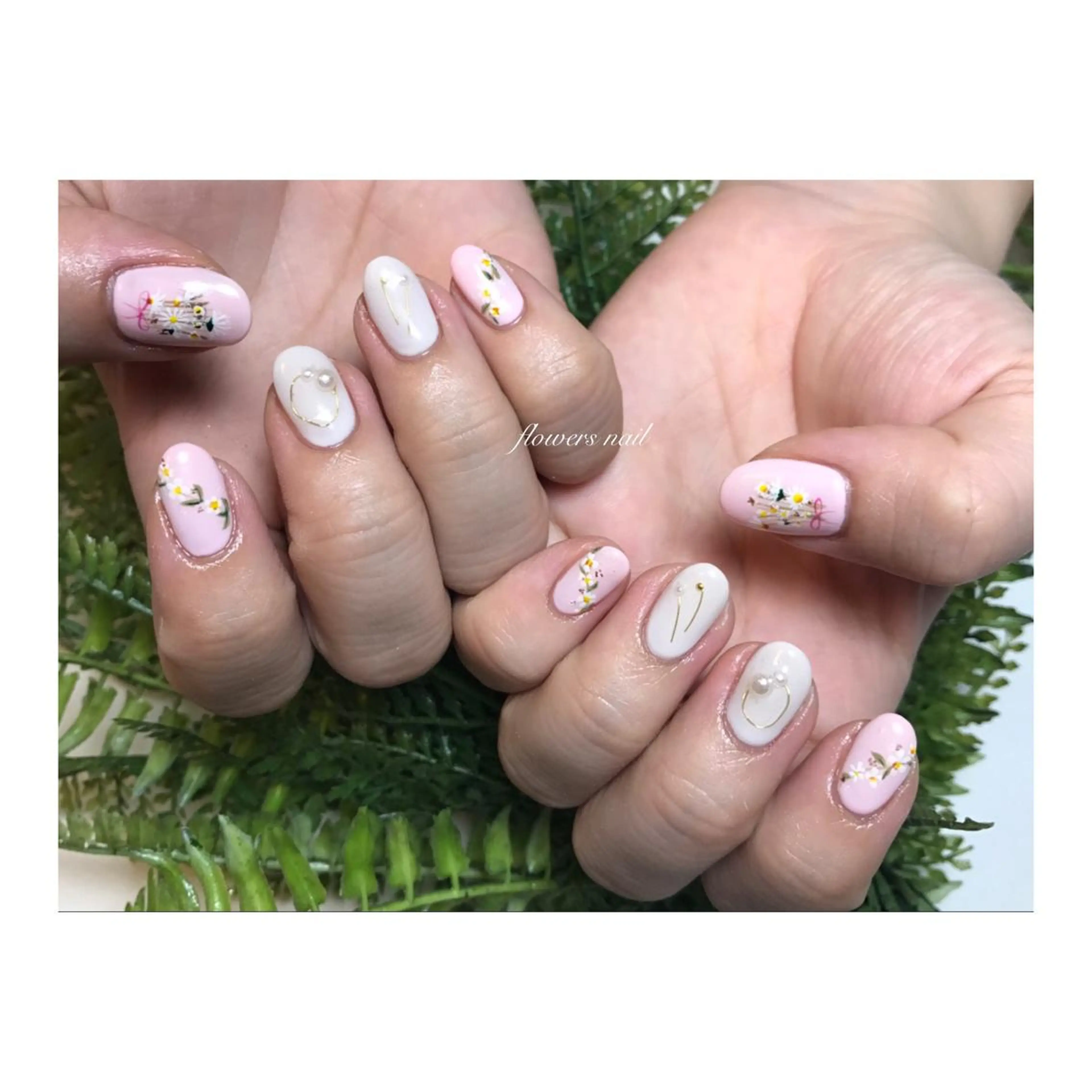 ネイル flowers nailのネイルデザイン
