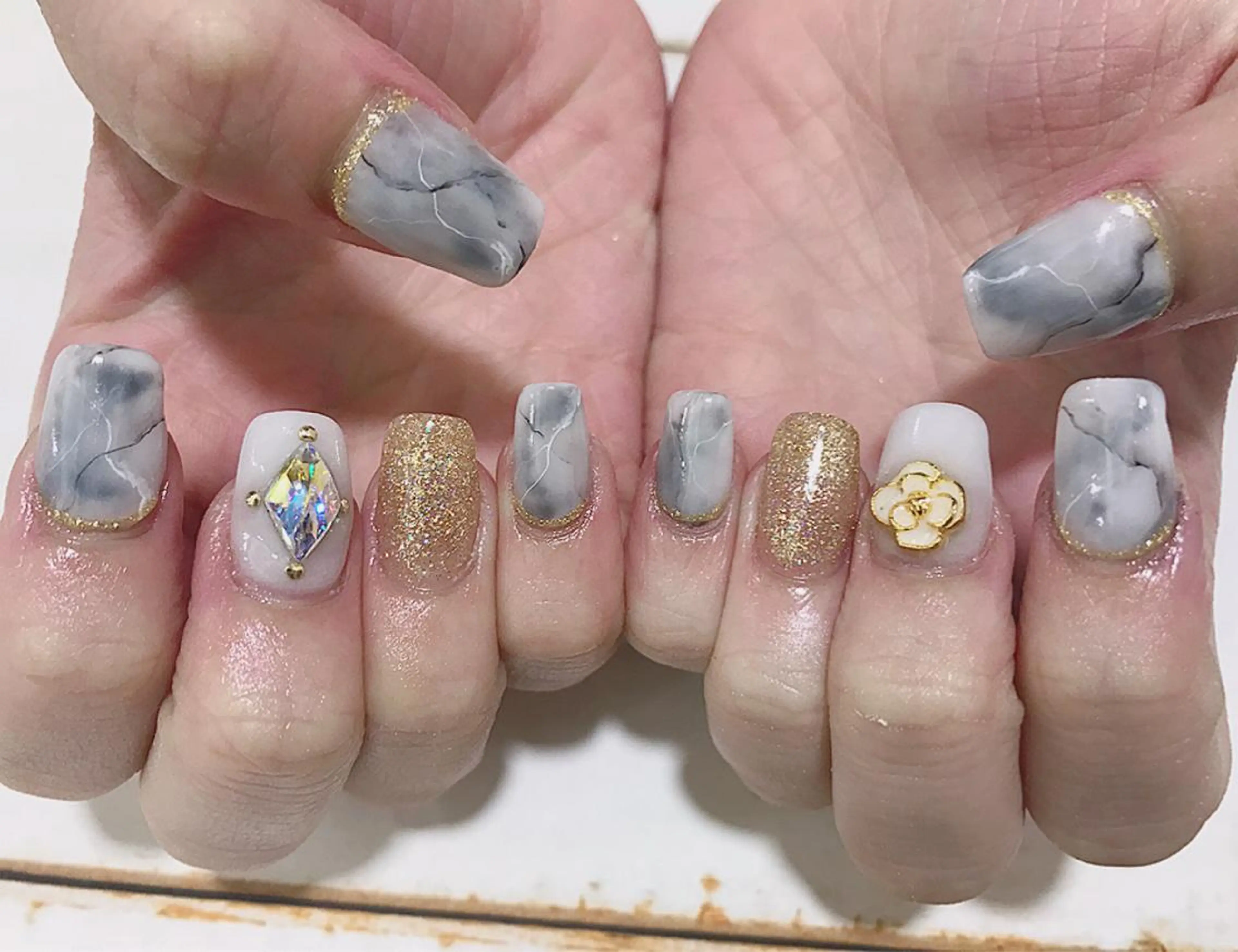 ネイル nailsalon colon所属・nailartist lisaのネイルデザイン