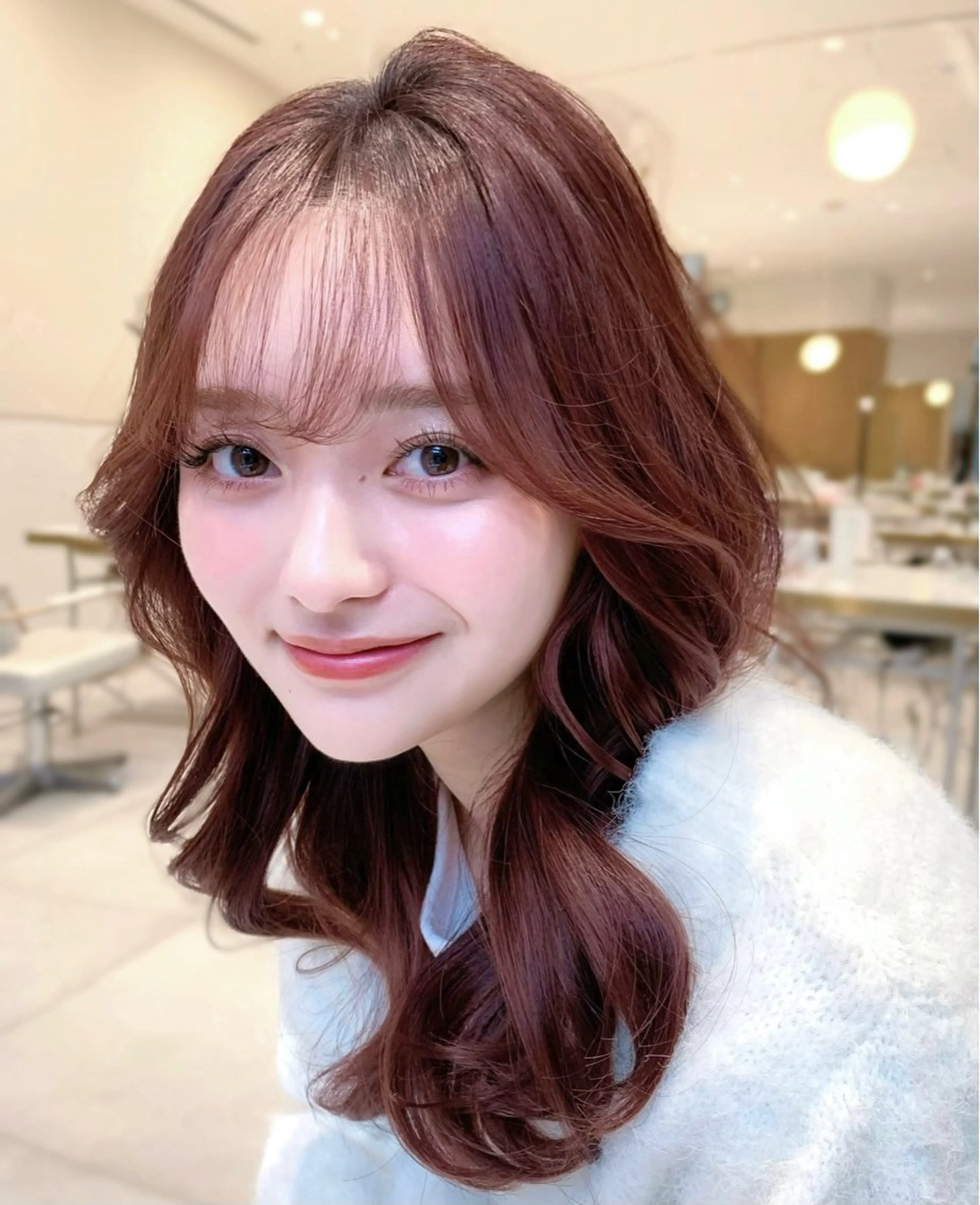 ミディアム カラー カット ヘアカラー トリートメント ヘッドスパ ヘアセット 韓国ヘア/レイヤー/ 巻き髪/りょーとのヘアスタイル