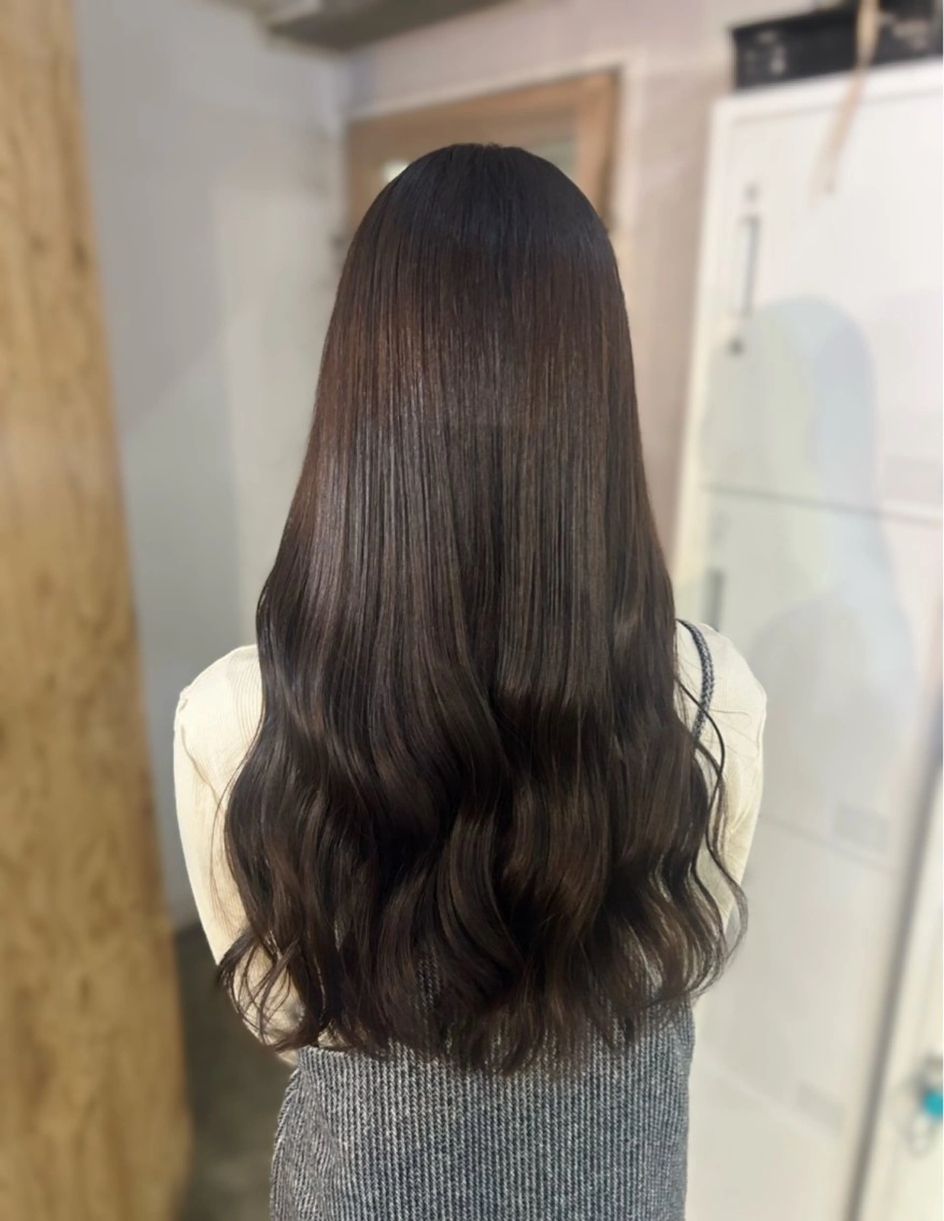 ロング ヘアカラー 縮毛矯正 トリートメント オオニシ オト🐹のヘアスタイル