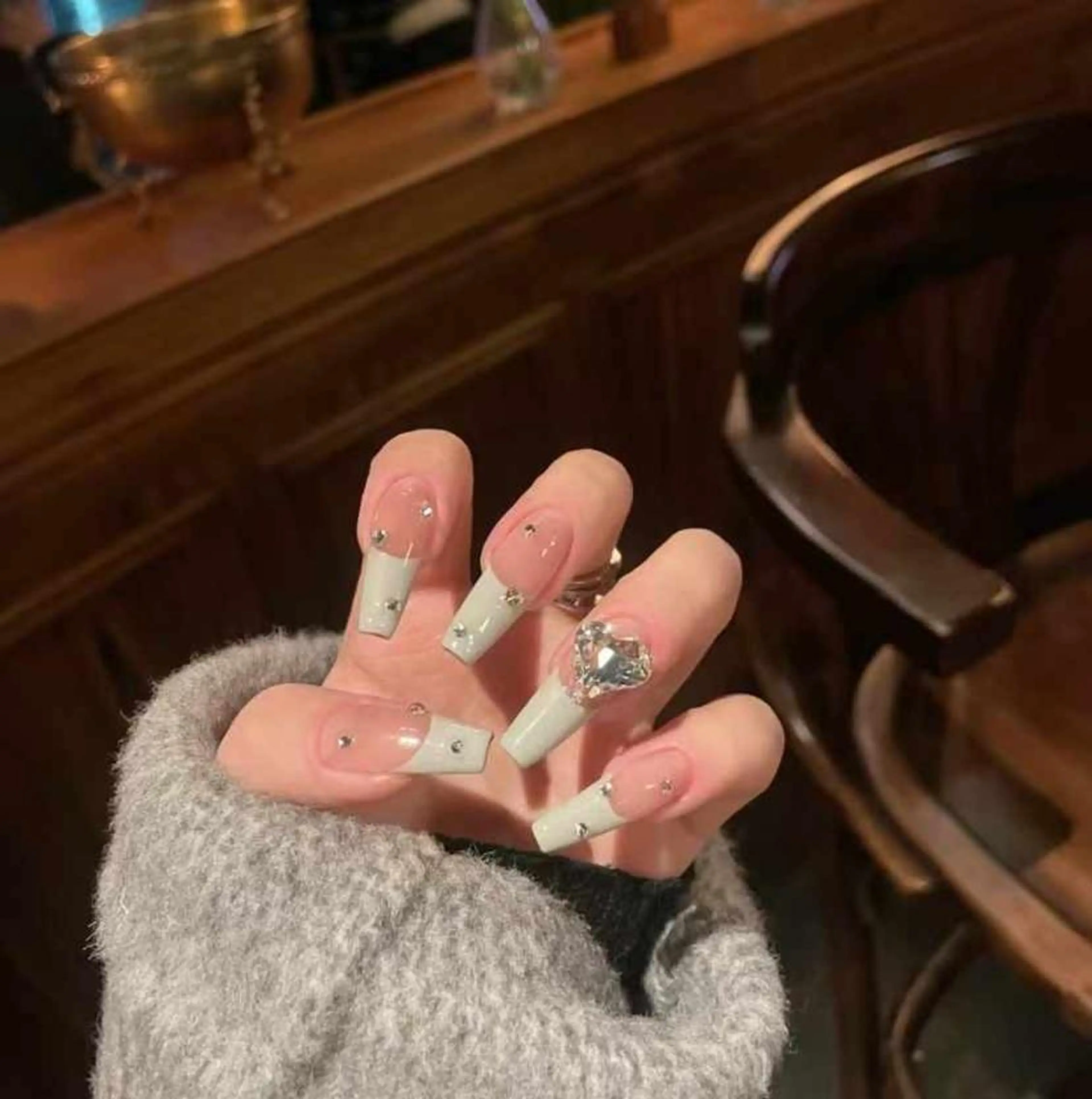 ネイル VIVIAN エイのネイルデザイン