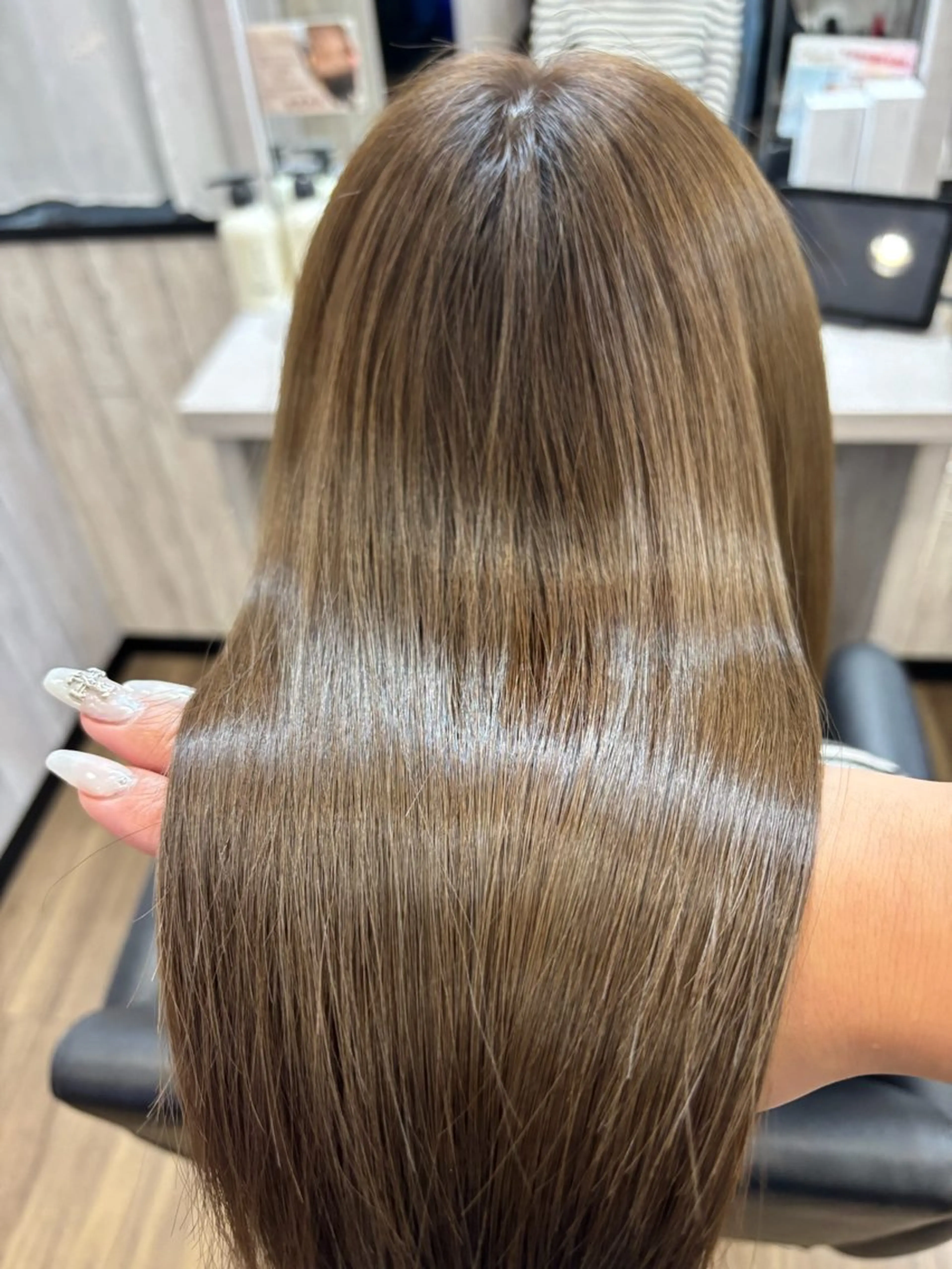 ロング カラー Nexus所属・艶髪ハイトーン特化 / moe 🦋のヘアスタイル