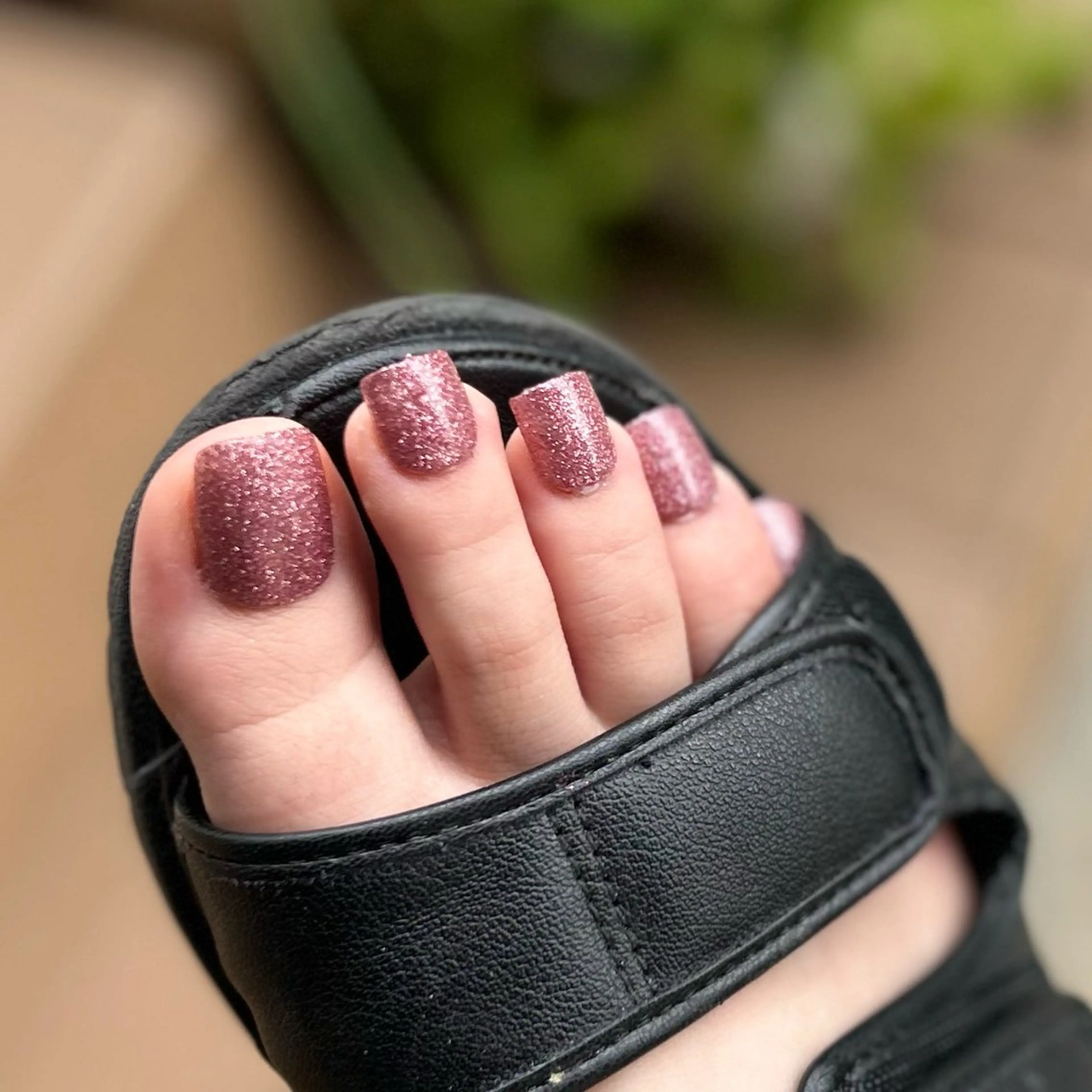 ネイル フットネイル ラメ(グリッター) ピンク tricia 銀座店所属・tricia銀座店 木村のネイルデザイン