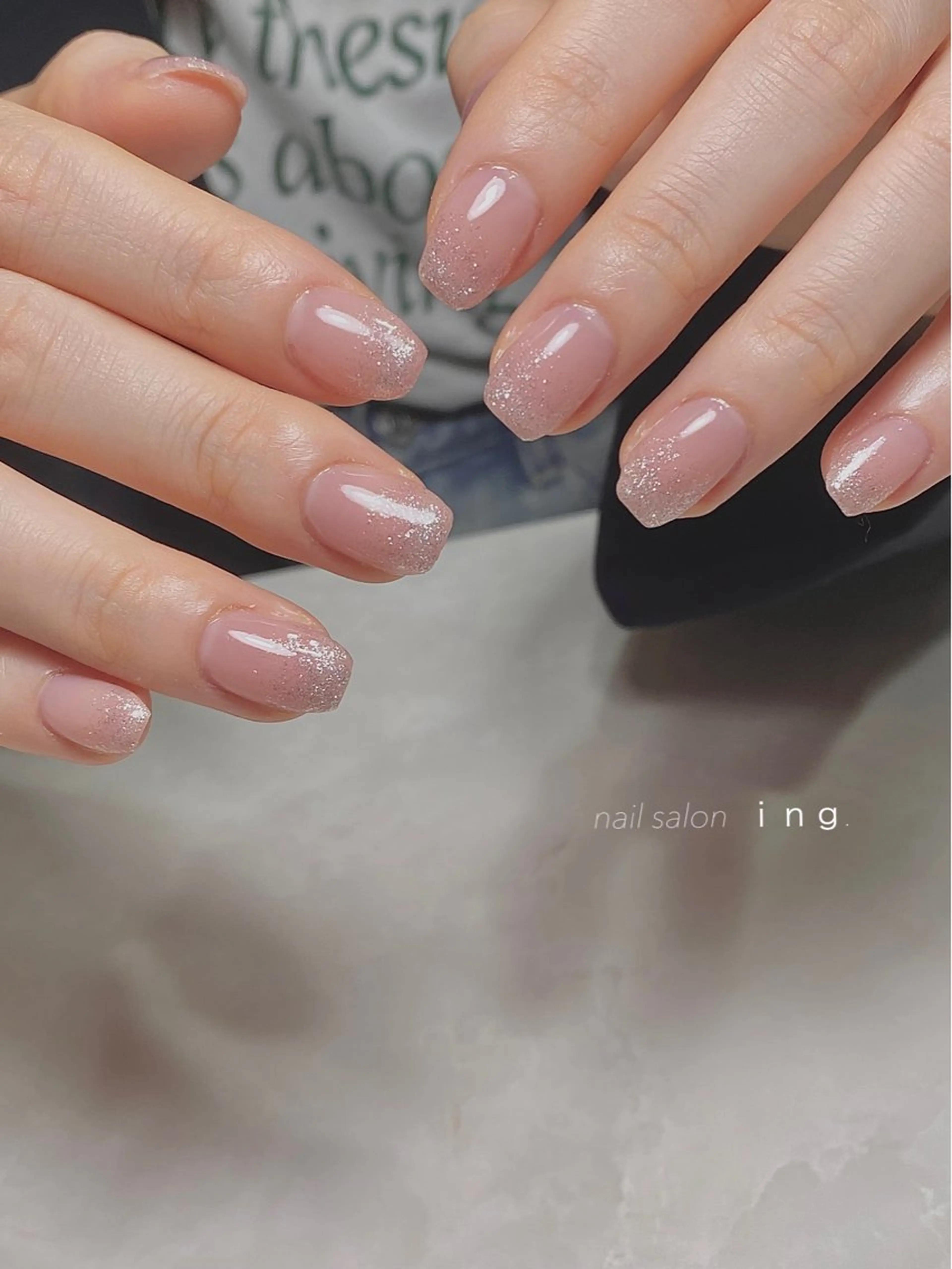 ネイル グラデーション ラメ(グリッター) ラメグラデーション ｉｎｇ .のネイルデザイン