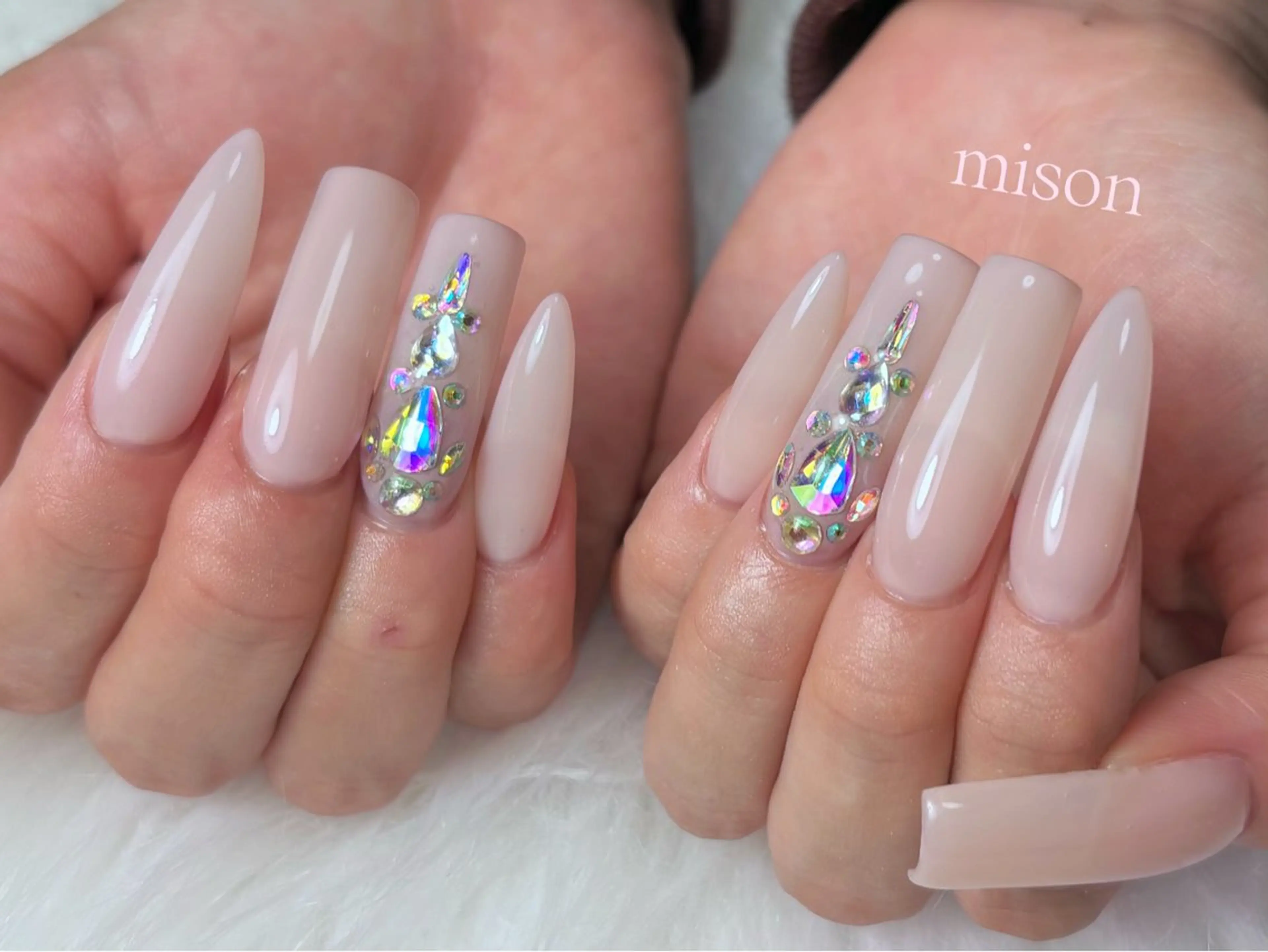 ネイル mison所属・mison 安形友花のネイルデザイン