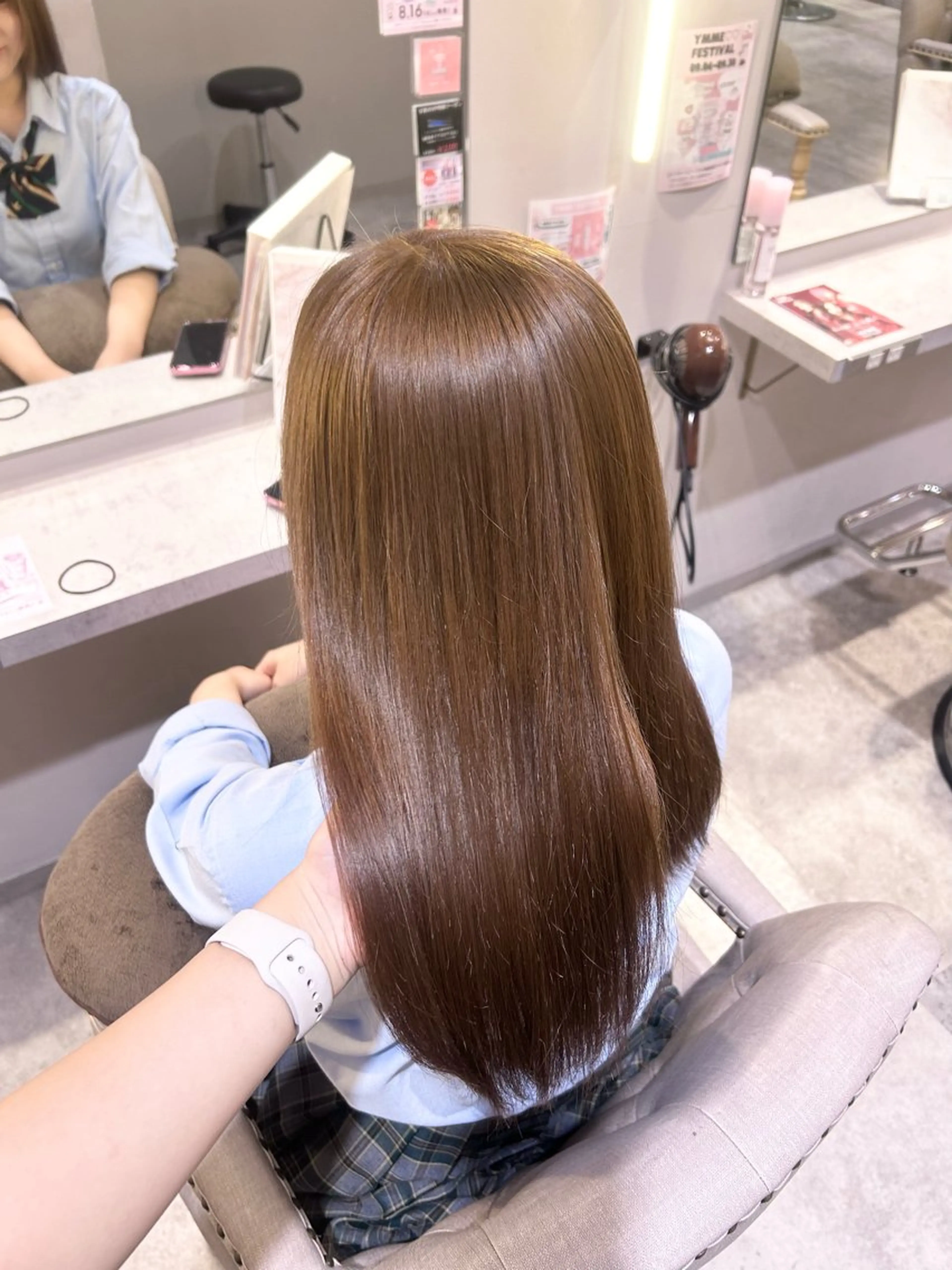 ロング カラー ベージュカラー ブリーチ ダブルカラー ミルクティーベージュ ブリーチなしカラー ヘアカラー 🐰🎀透明感カラー yuzuka🎀🐰のヘアスタイル