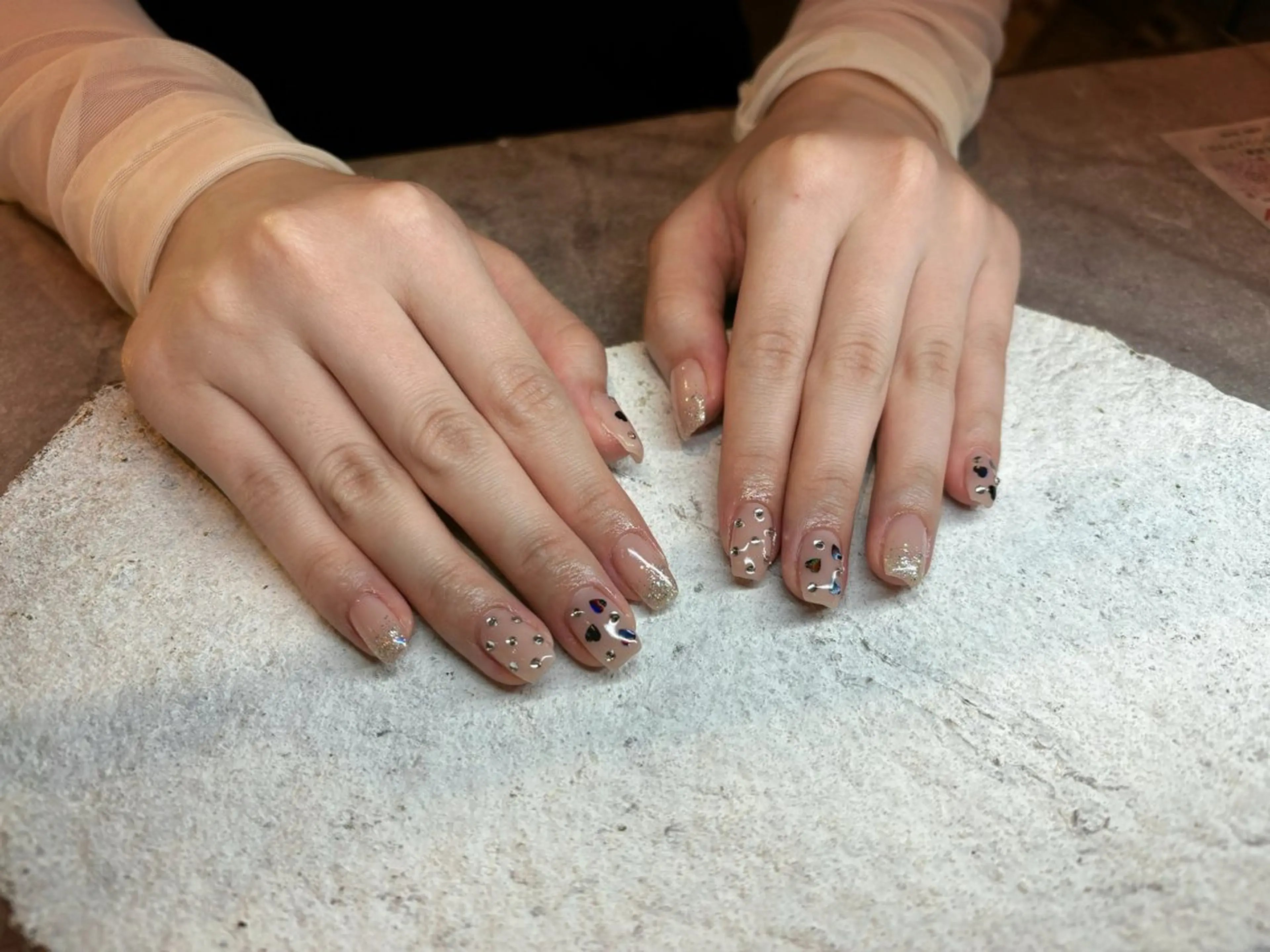 ネイル ハート キラキラネイル HONOKA W 【深江橋店】のネイルデザイン