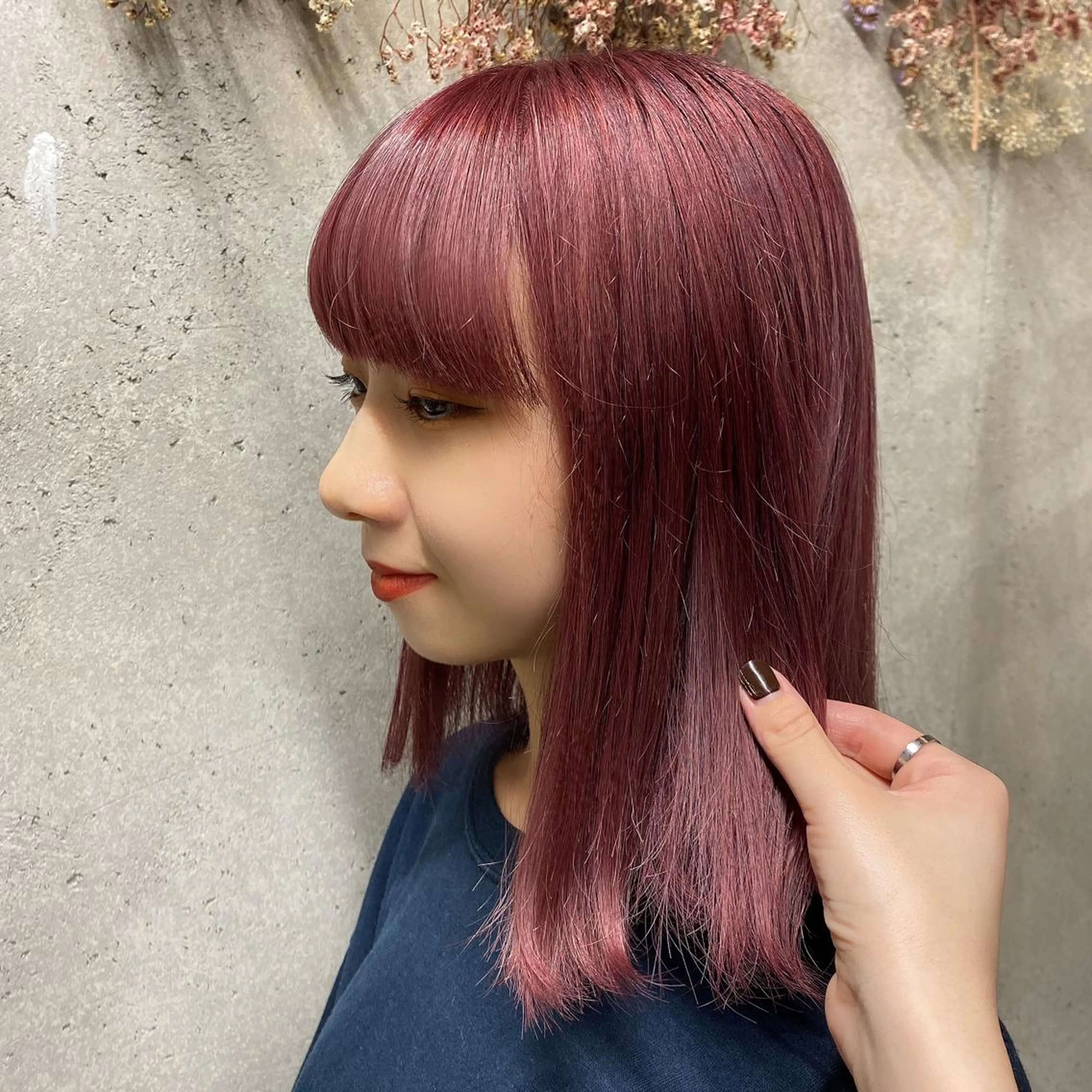 ミディアム カラー ピンクカラー wakana 【ブリーチカラー】のヘアスタイル