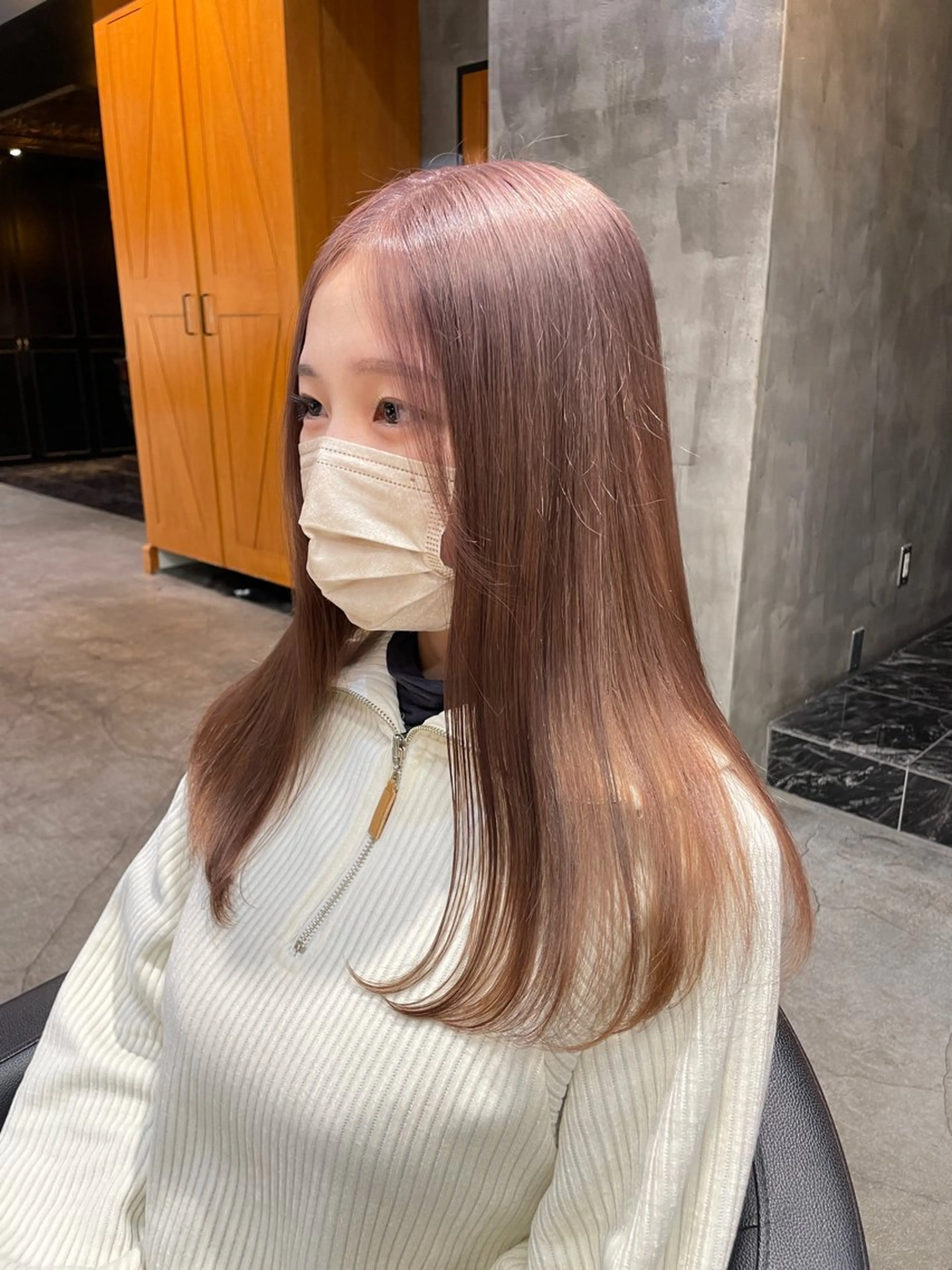 ロング カラー パーマ ヘアアレンジ カット ヘアカラー トリートメント レイヤー/ 透明感カラー/マドカのヘアスタイル