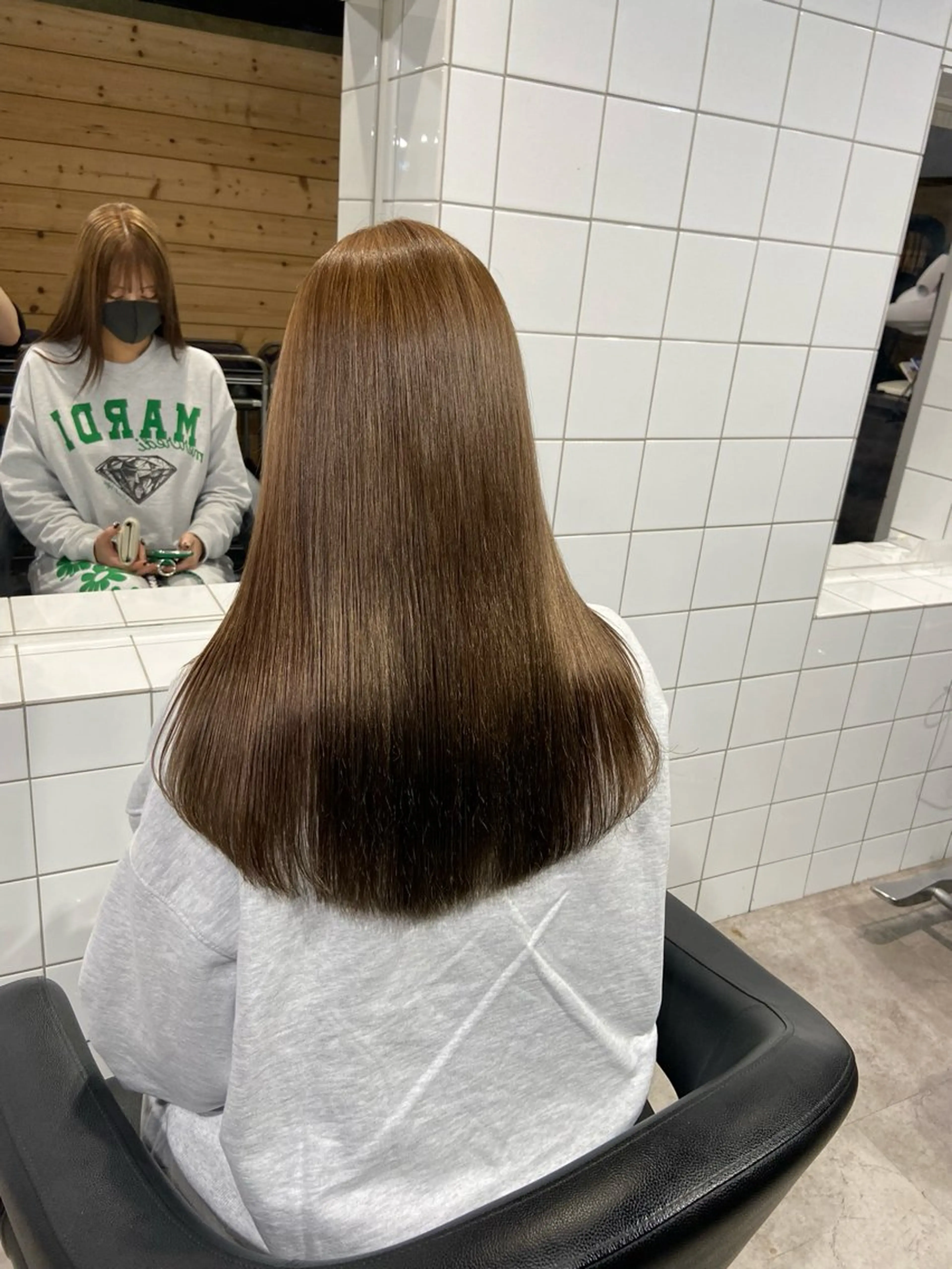 ロング カラー ヘアアレンジ トレンドモテカラー 🩷色落ちまで可愛くのヘアスタイル