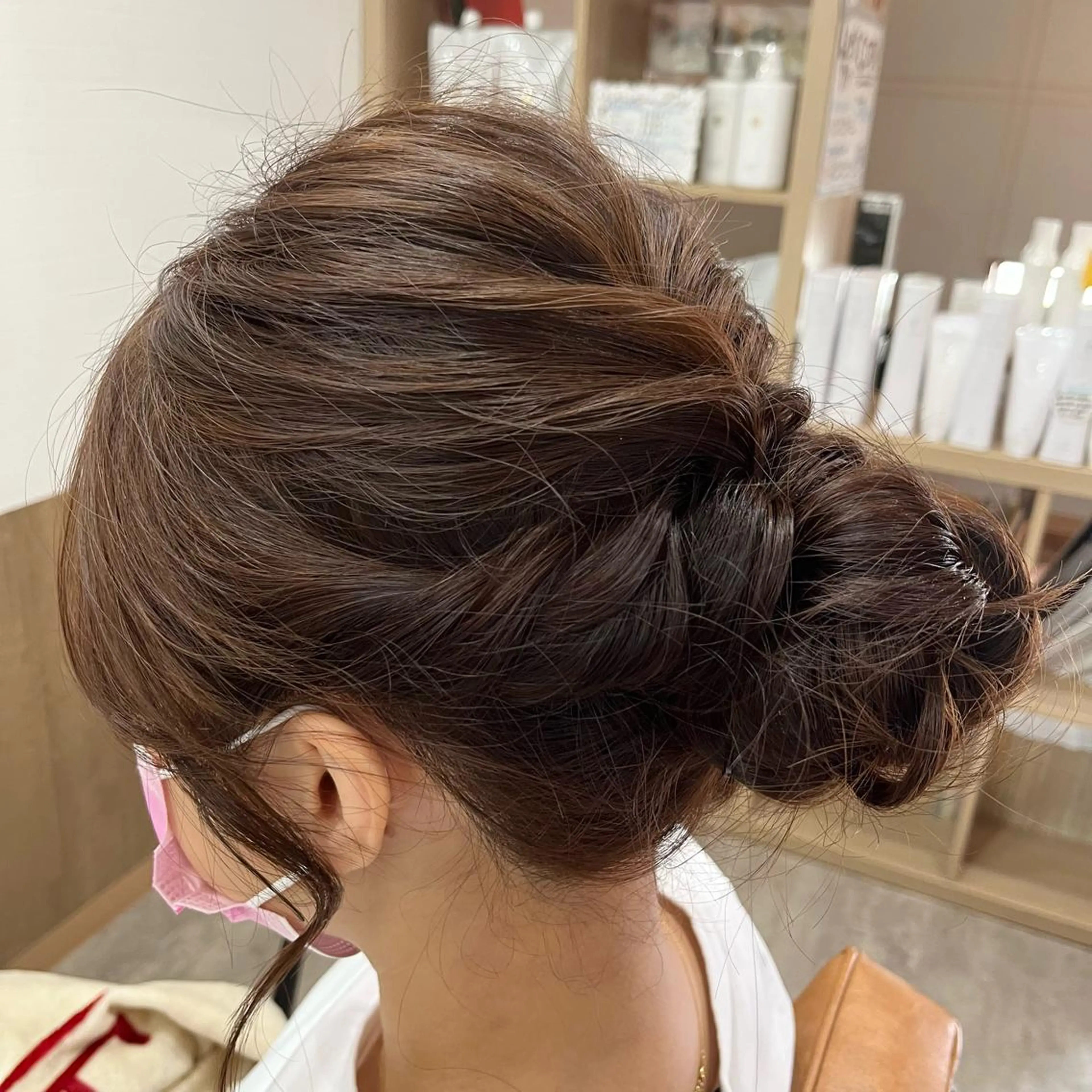 セミロング ヘアアレンジ お団子ヘア ヘアセット 推し活美容師 🩵 Hayashiのヘアスタイル