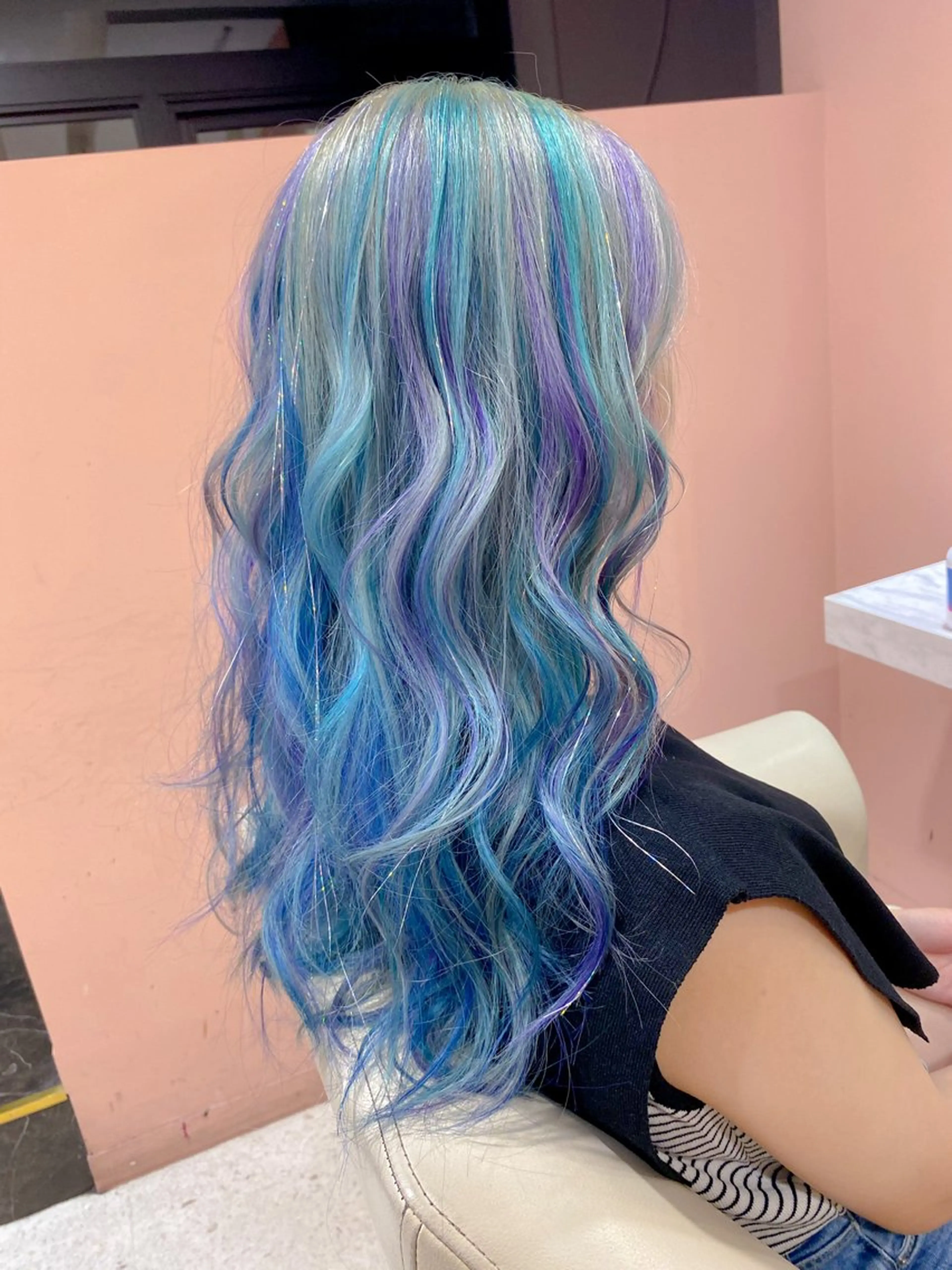 ミディアム カラー ミストバング ブリーチ デザインカラー フェイスフレーミング ハイトーンカラー ヘアカラー Chérie所属・Chérie 渋谷/カラーサロンのヘアスタイル