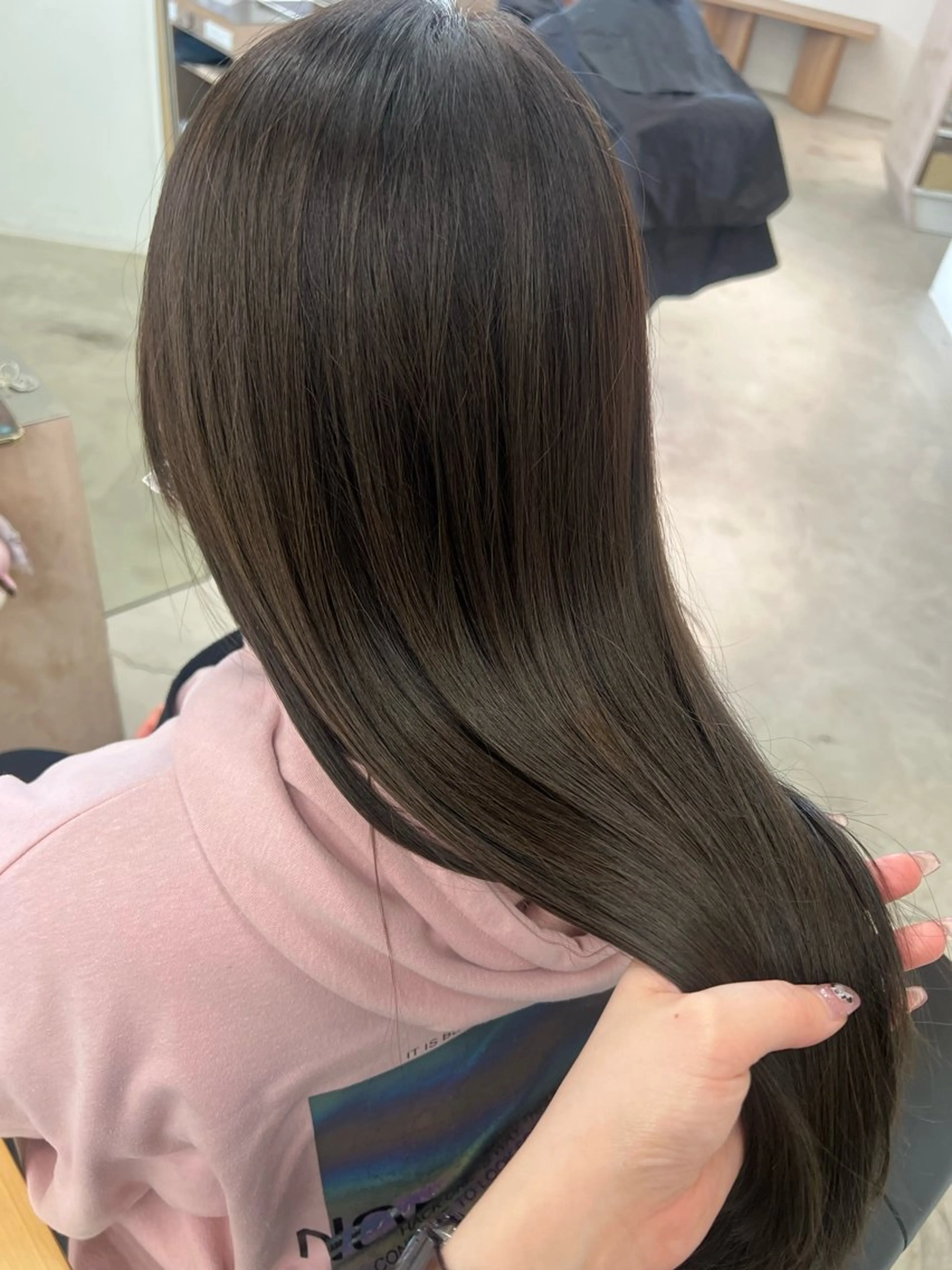 ロング 髪質改善 トリートメント カット ヘアカラー トリートメント vince. moekoのヘアスタイル