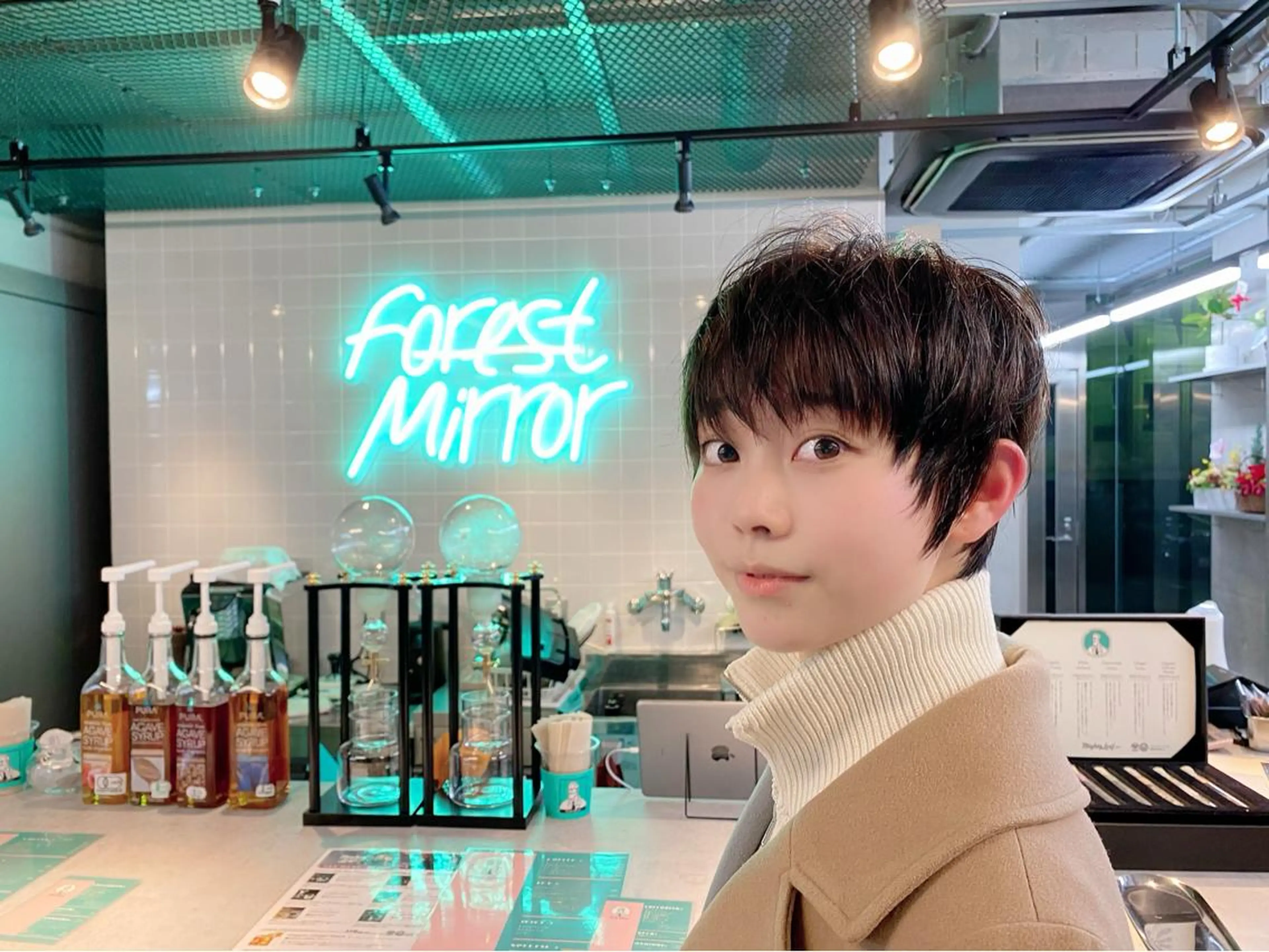 ショート 顔周りカット ショートヘア 小顔カット アンリ【Henri】所属・原宿アンリ 山下卓也のヘアスタイル