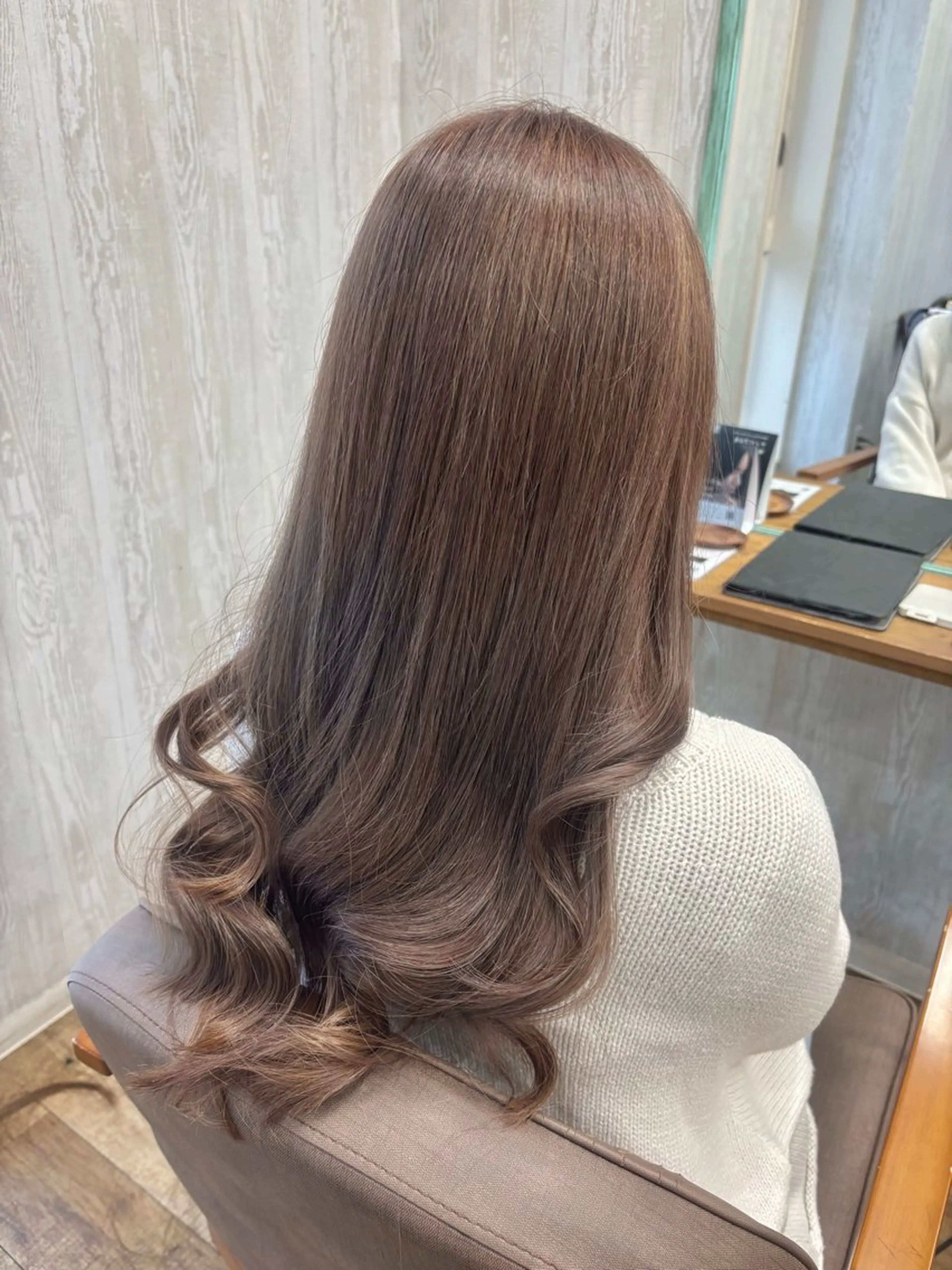 ロング カット ヘアカラー トリートメント テーラヘアプラス　木更津２号店所属・渡邉 三香子のヘアスタイル