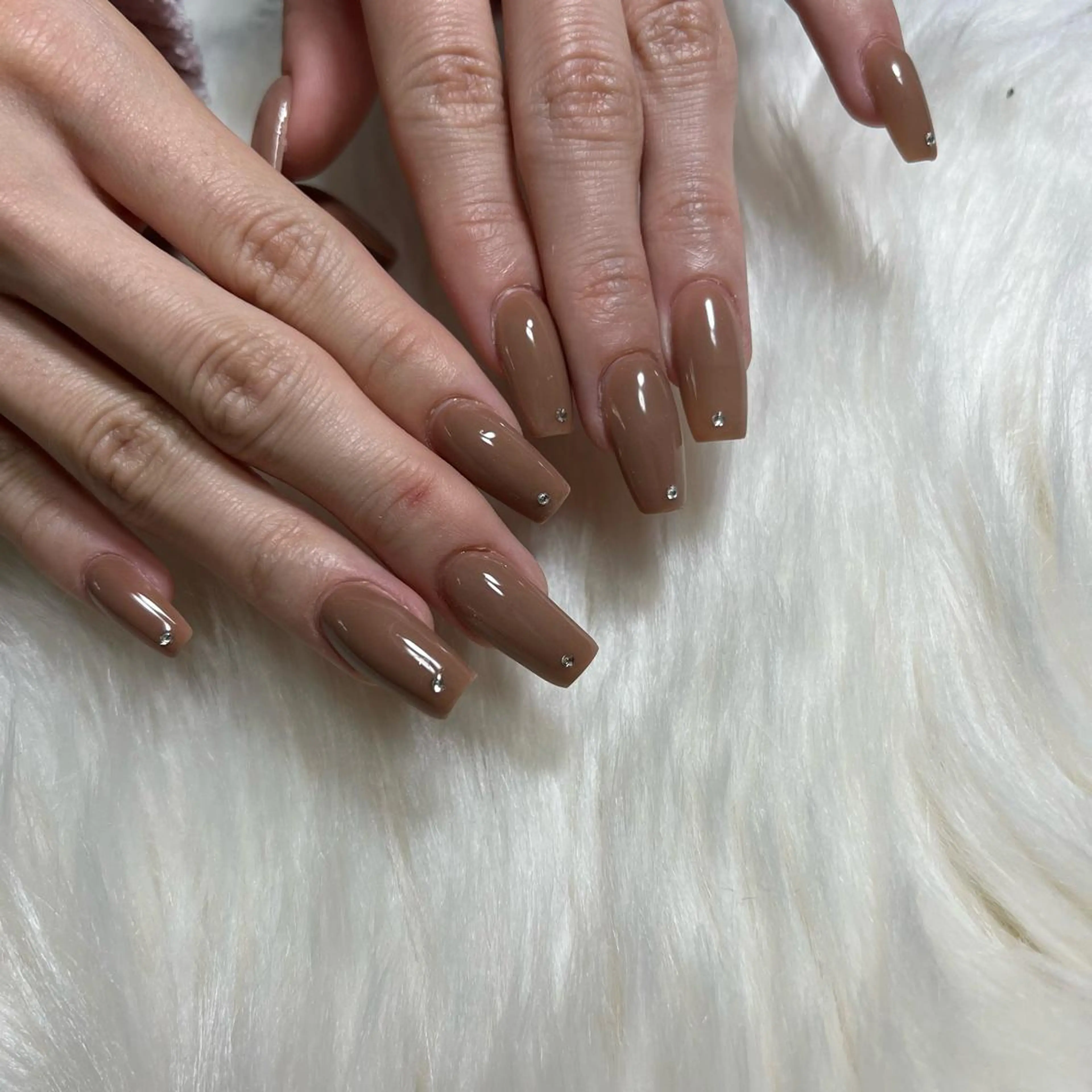 ネイル ワンカラーネイル スカルプネイル ストーンネイル feel ♡︎ remiのネイルデザイン