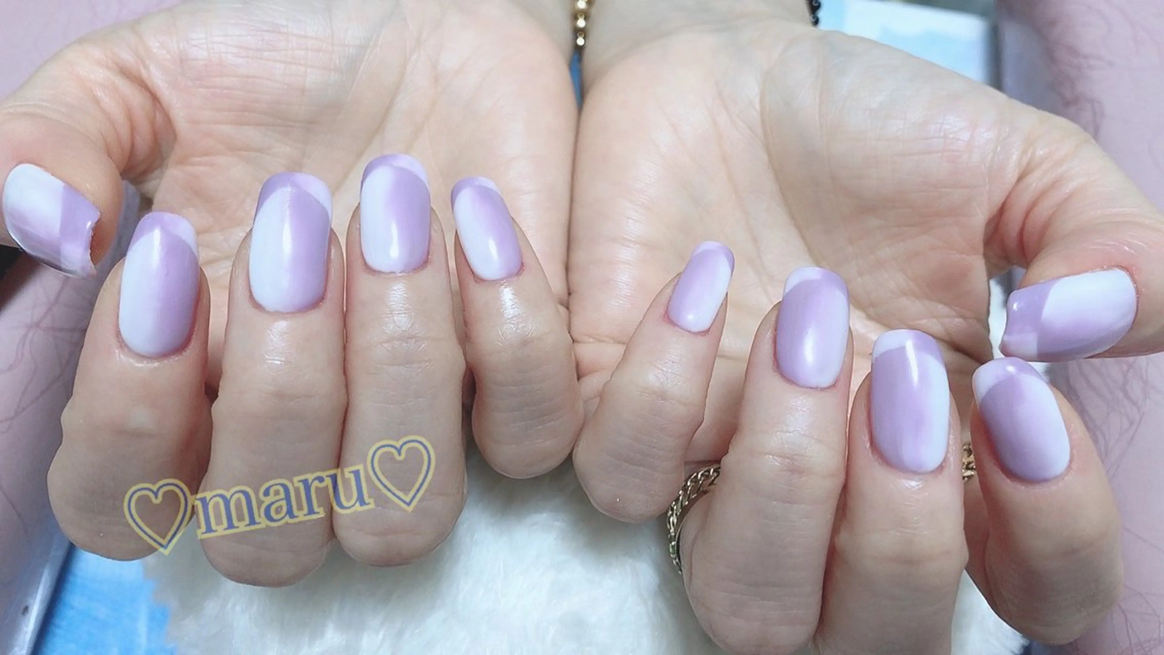 ネイル フレンチネイル オンブレフレンチ ハンドネイル フットネイル まるみ♡8/25- 31お休み🙇‍♀️のネイルデザイン